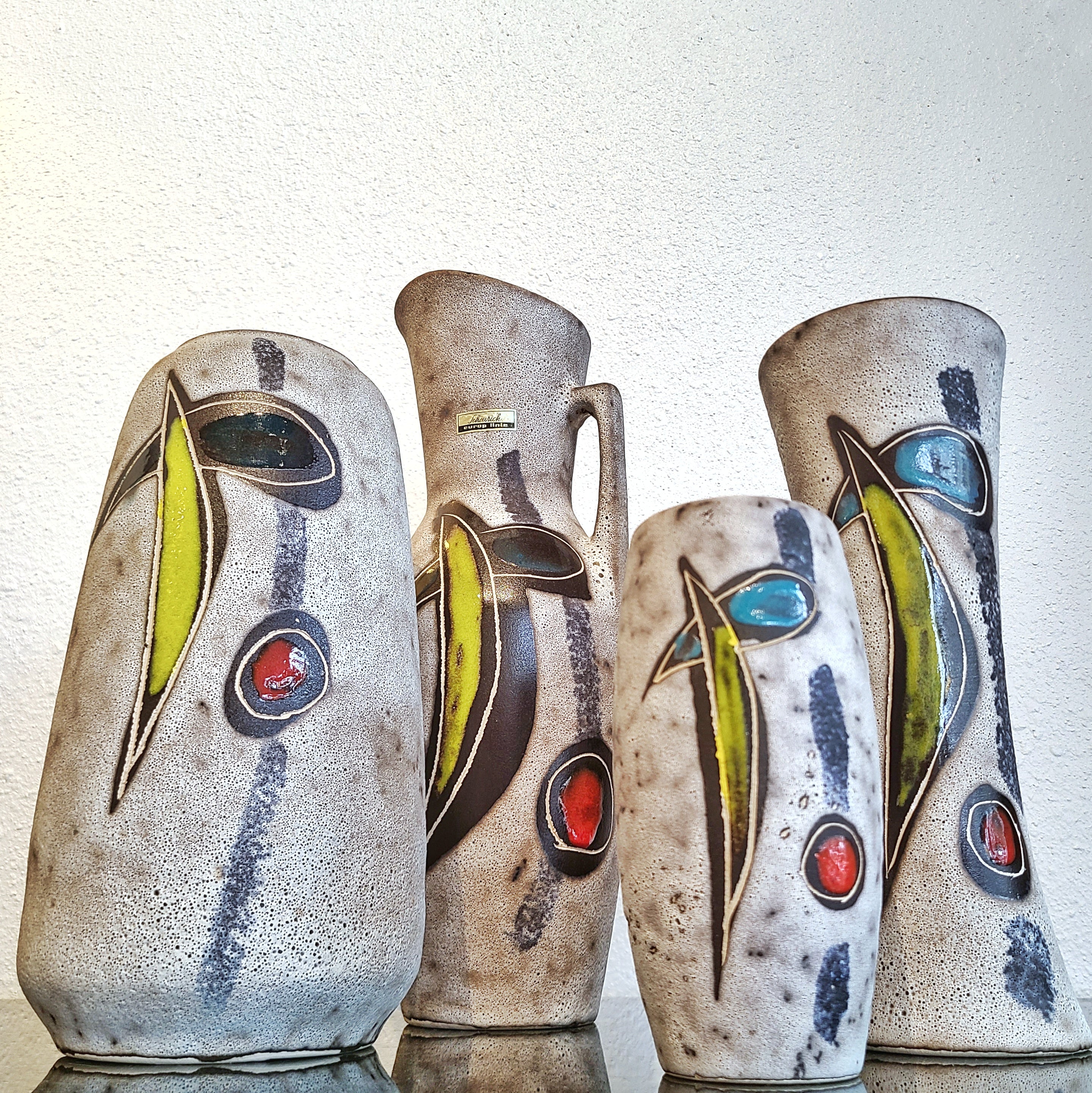 SCHEURICH ABSTRACT FRUIT MOTIF VASE Nr. 203/26