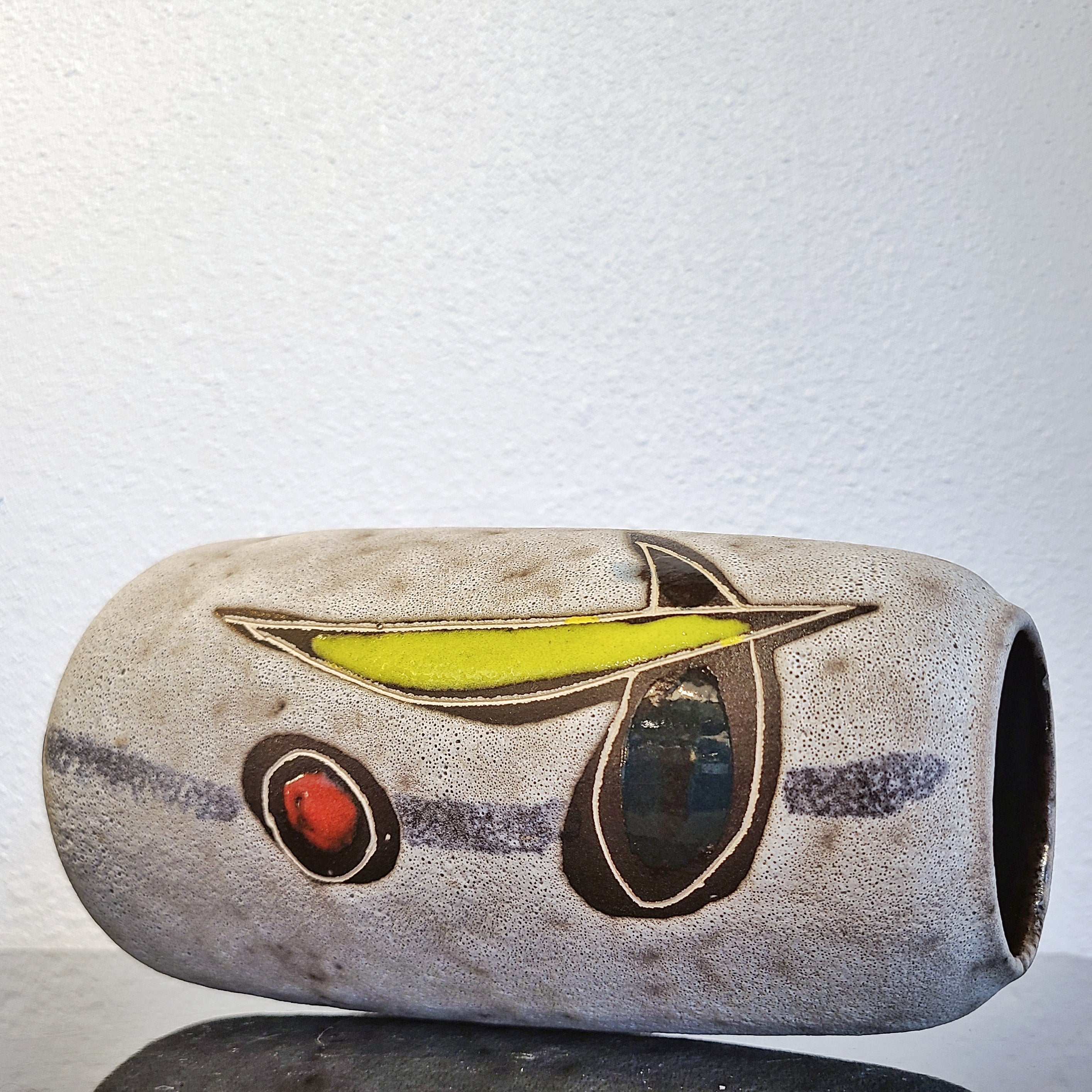 SCHEURICH ABSTRACT FRUIT MOTIF VASE Nr. 203/26