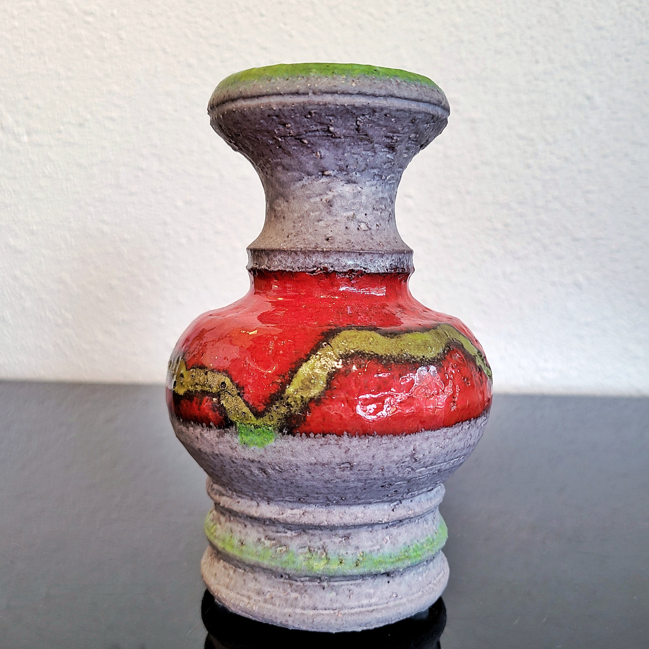 RED AND GREEN Ü-KERAMIK ‘STUDIO LINE’ VASE