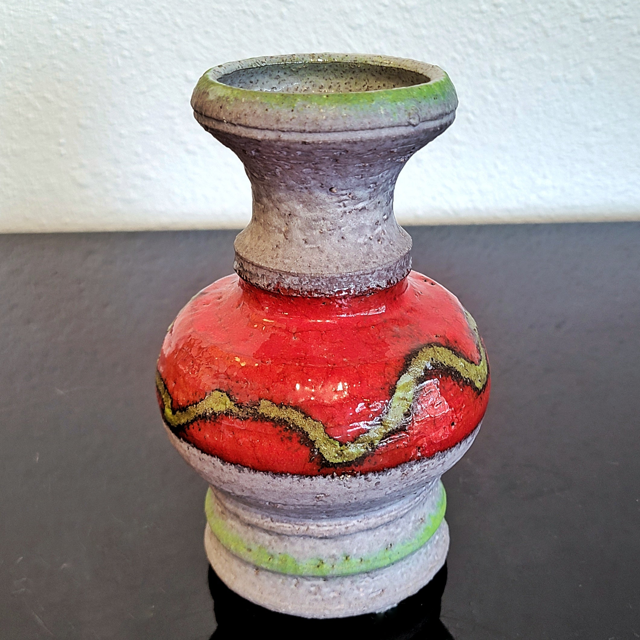RED AND GREEN Ü-KERAMIK ‘STUDIO LINE’ VASE