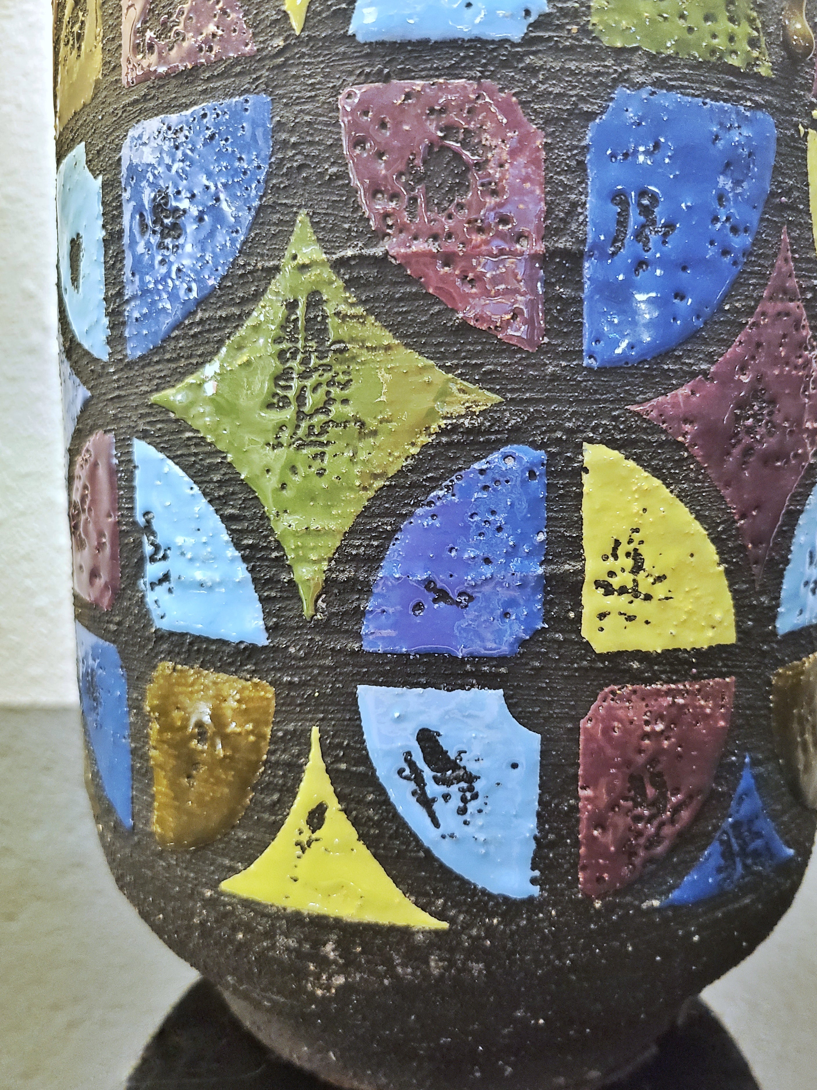 HAND-THROWN ALVINO BAGNI TABLE LAMP