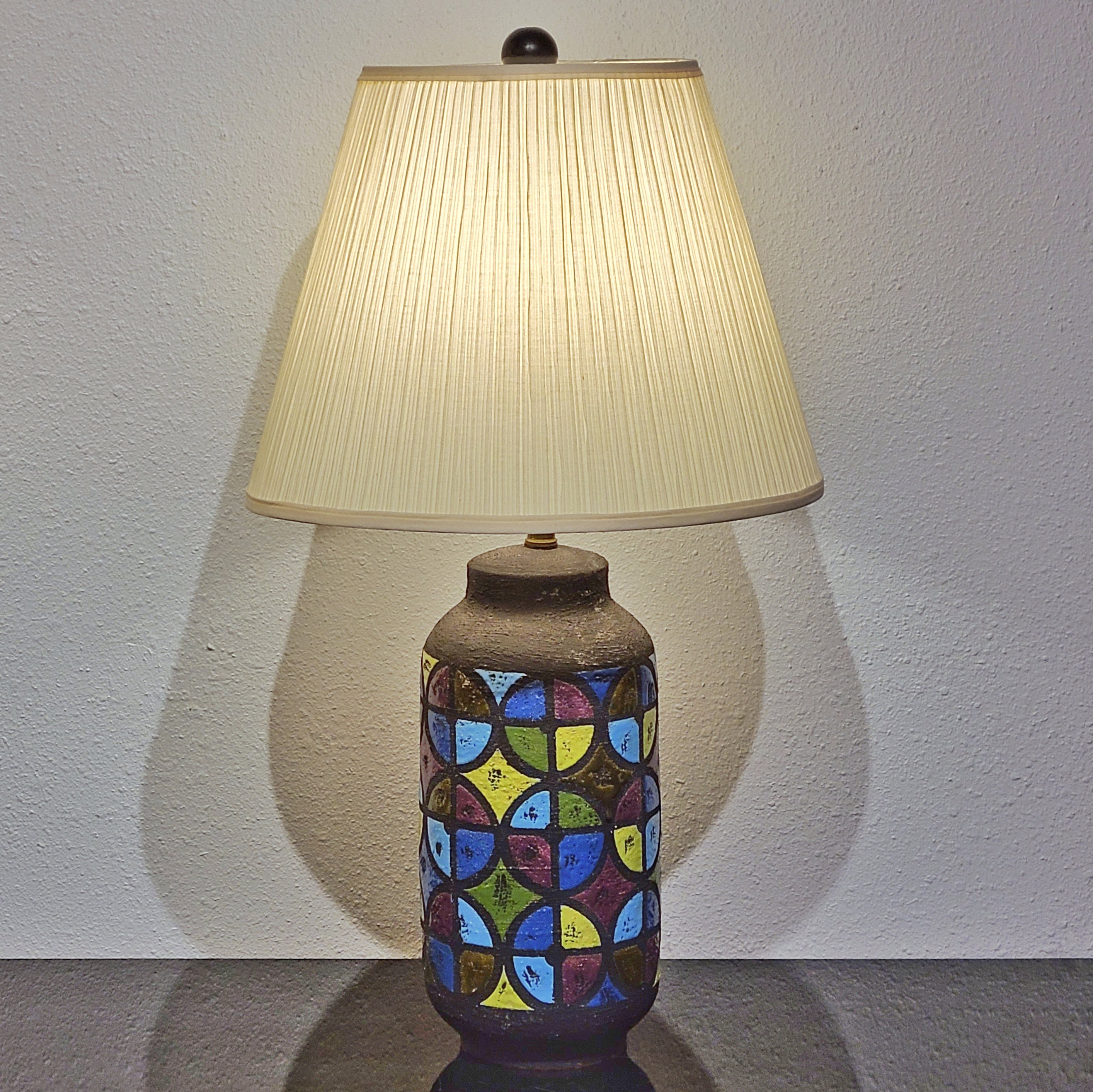 HAND-THROWN ALVINO BAGNI TABLE LAMP