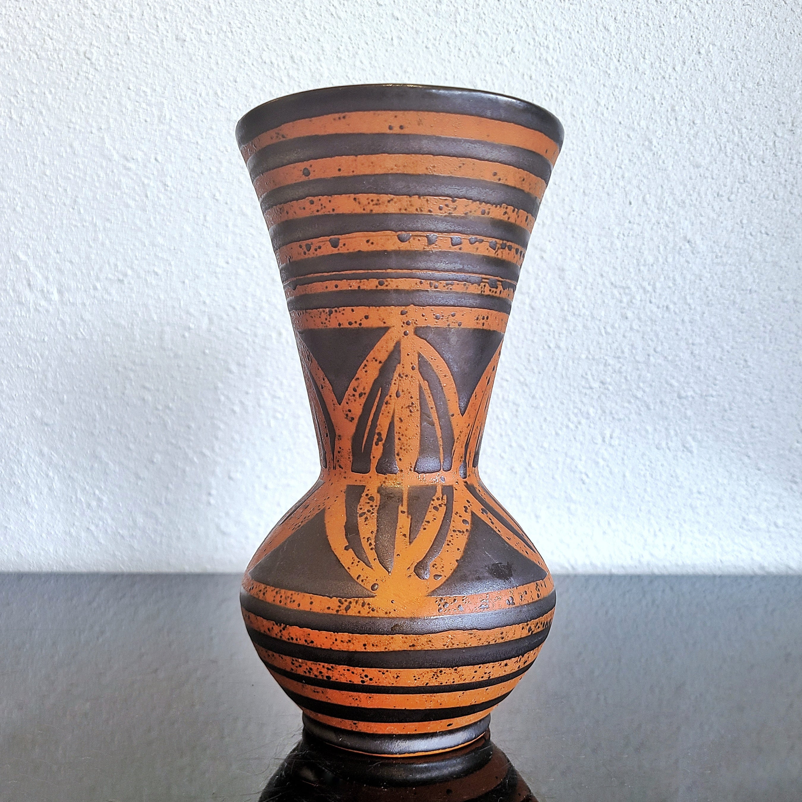 RUST ORANGE ‘ANKARA’ FUNNEL-MOUTH VASE BY HELMUT SCHOLTIS FOR CARSTENS