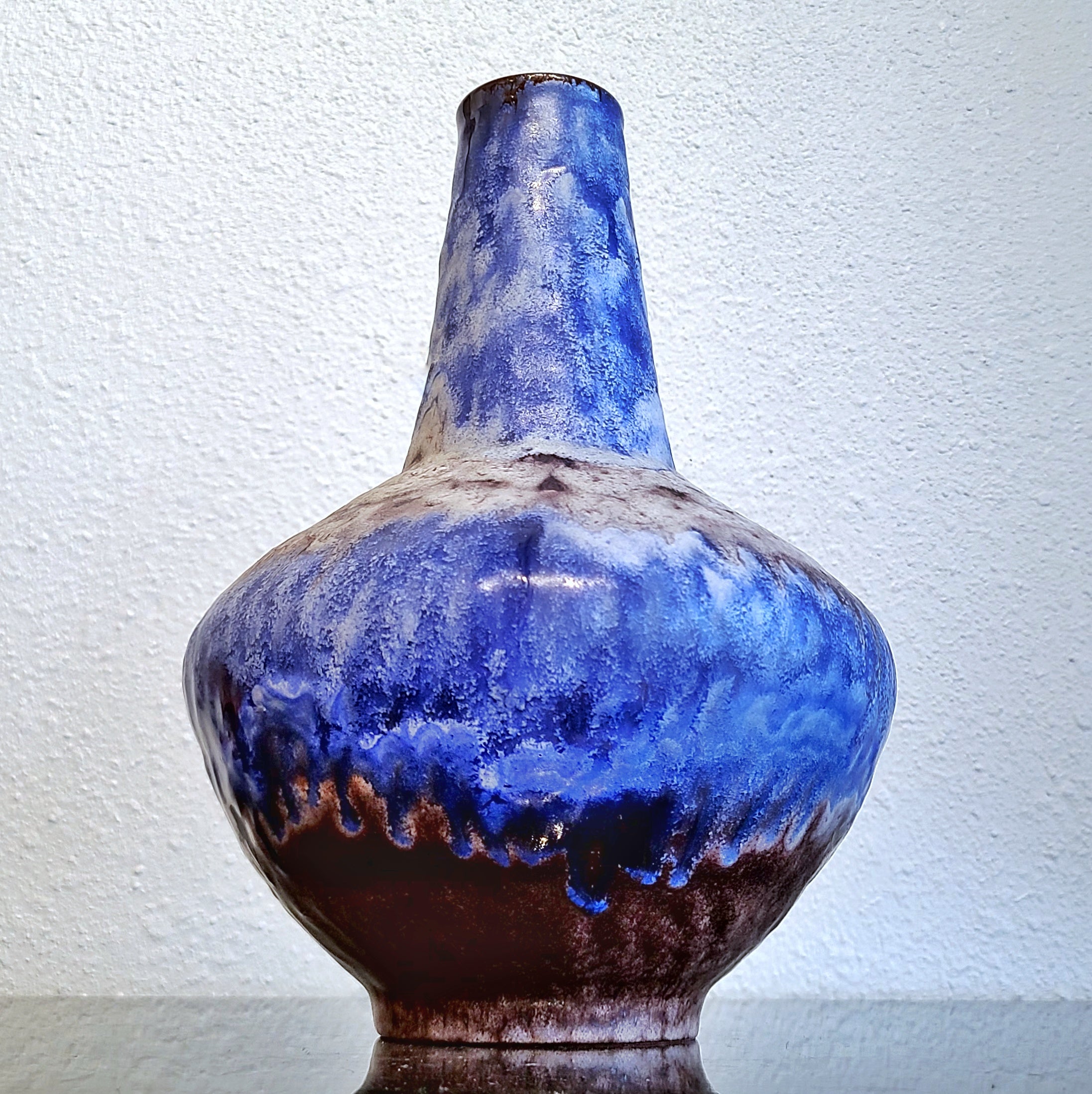 CARSTENS BLUE & WHITE JUG VASE Nr. 201