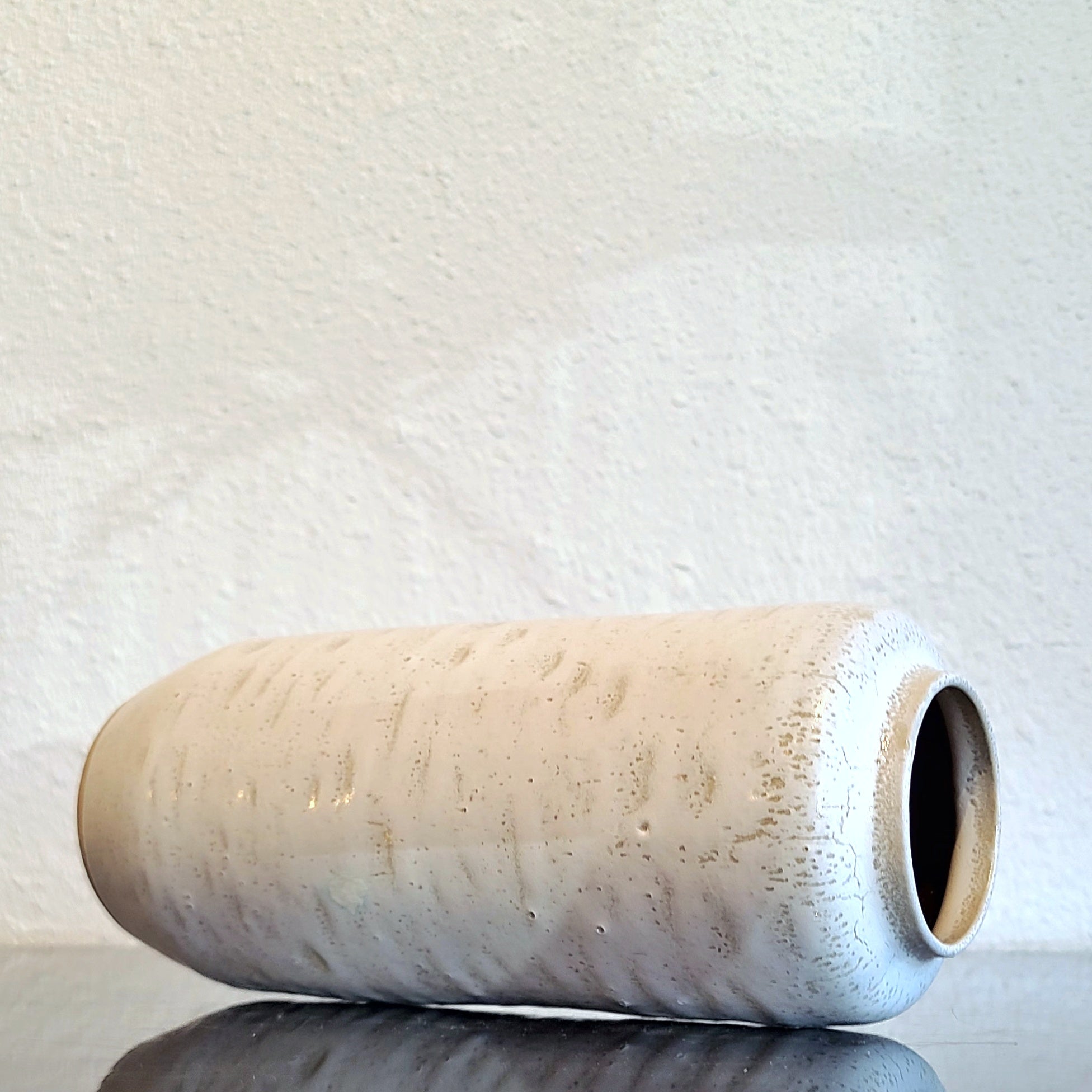 ALBERT KIESSLING CYLINDRICAL STUDIO VASE (GDR)