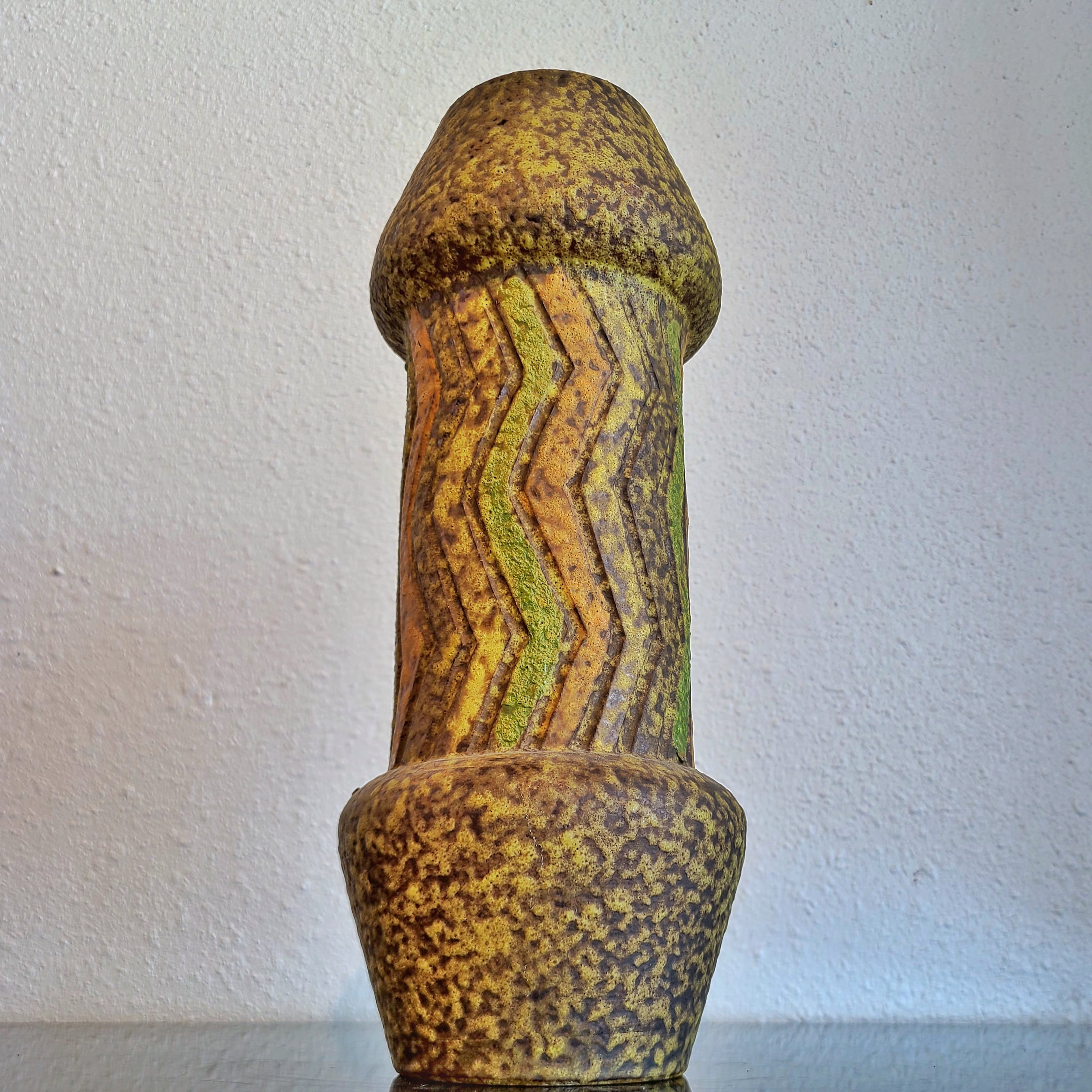 LARGE HAND-THROWN ITALIAN VASE ATTRIB. ALVINO BAGNI