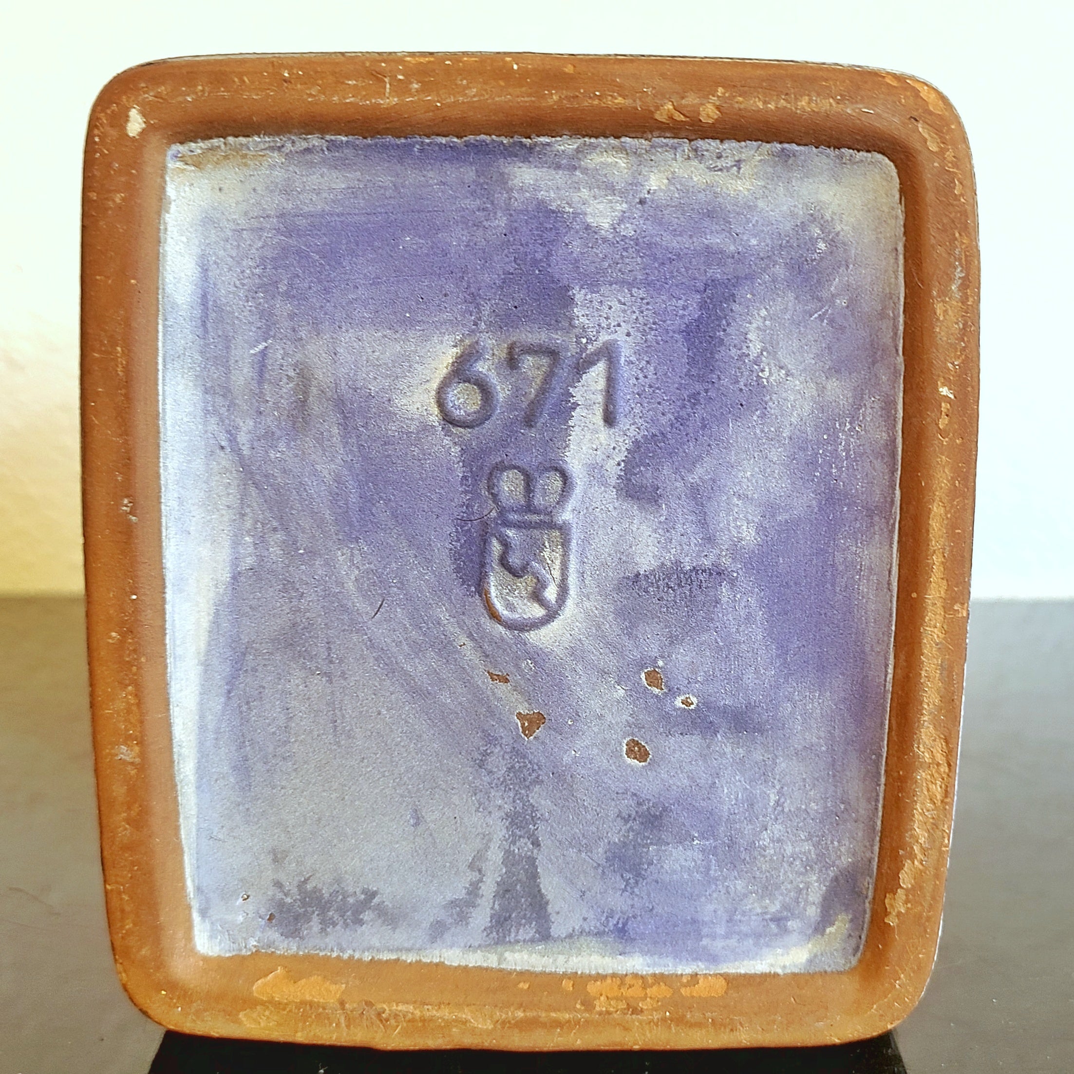 FAT-LAVA BOX VASE Nr. 671 BY URSULA BEYRAU FOR GRÄFLICH ORTENBURG