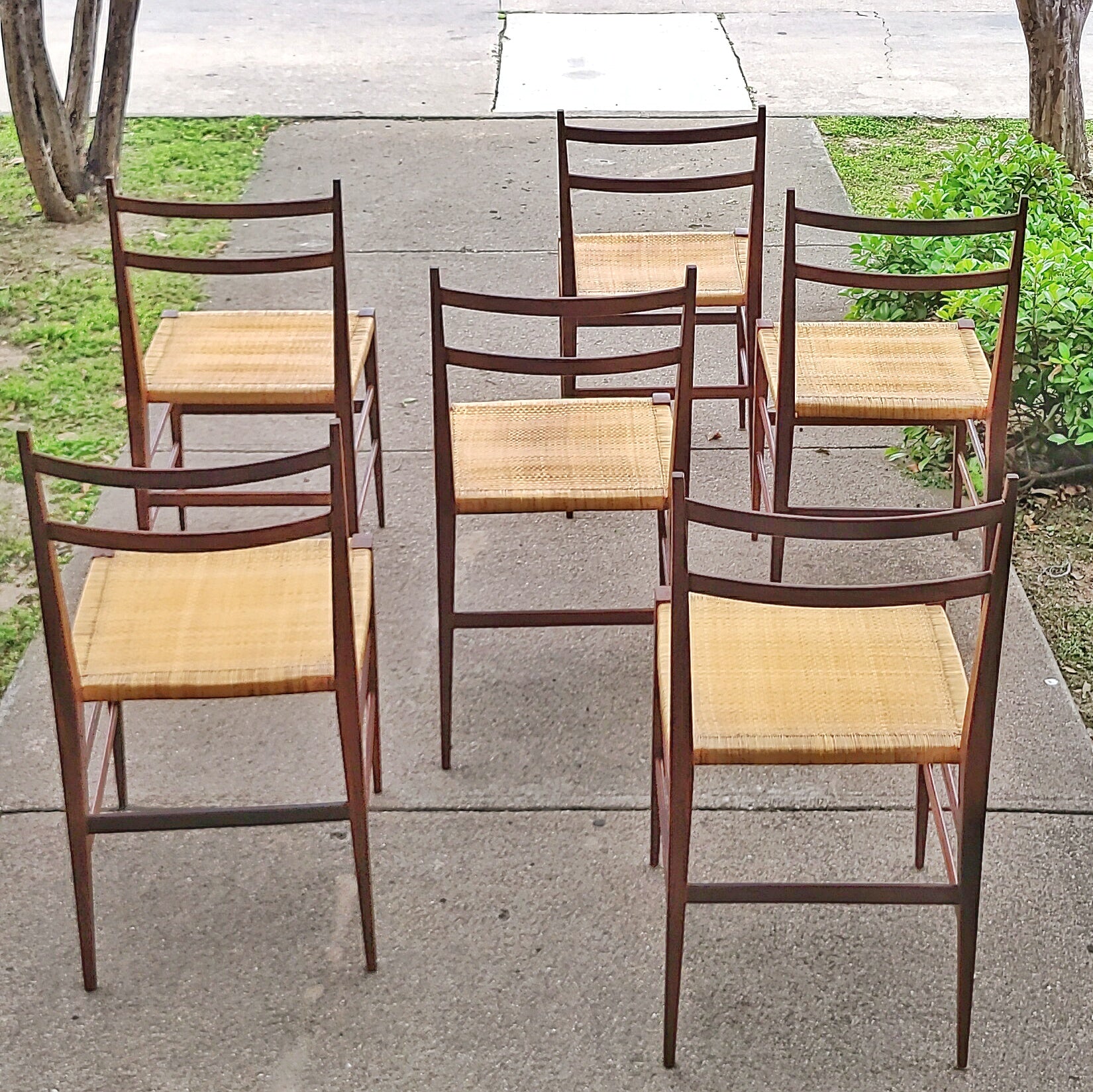 SET OF 6 TEAK ITALIAN DINING CHAIRS AFTER GIO PONTI