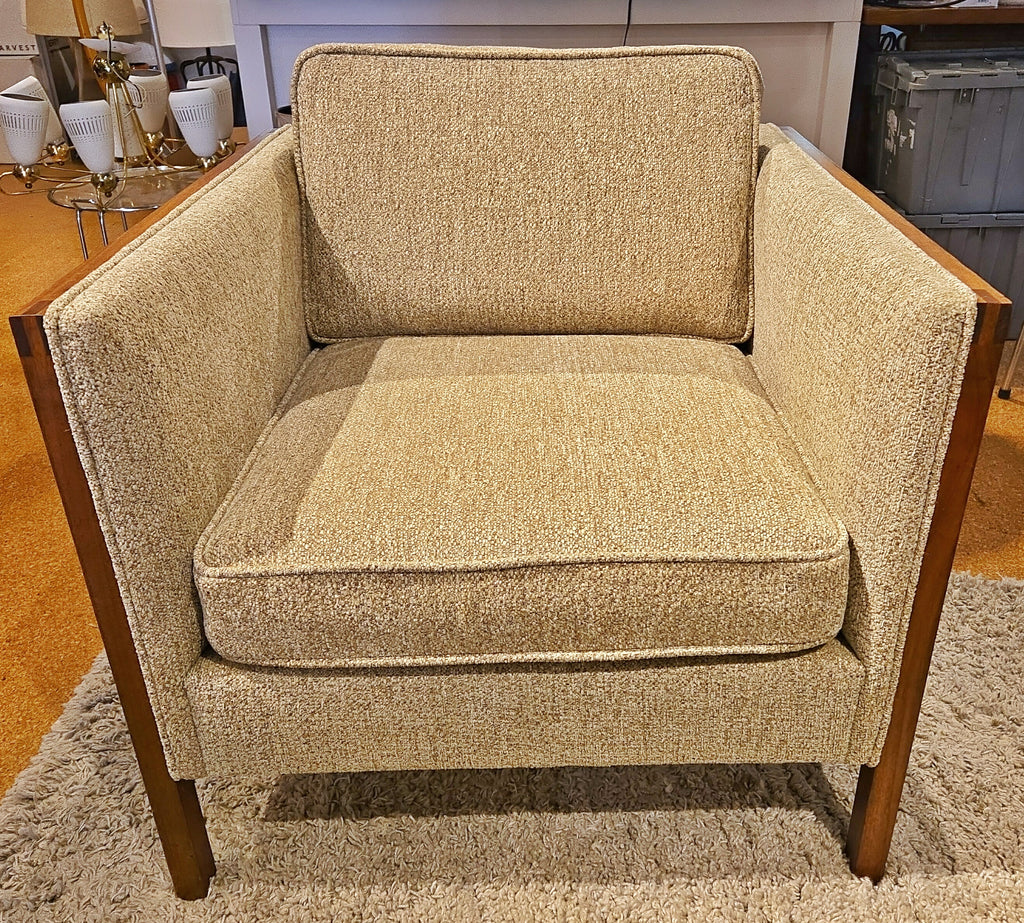 TUXEDO BACK CLUB CHAIR IN THE STYLE OF GEORGE NELSON FOR TUXEDO BACK CLUB CHAIR IN THE STYLE OF GEORGE NELSON FOR