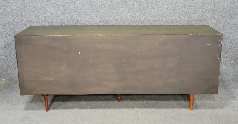 FIVE-DOOR ROSEWOOD VENEER CREDENZA/STORAGE CABINET (1960s)