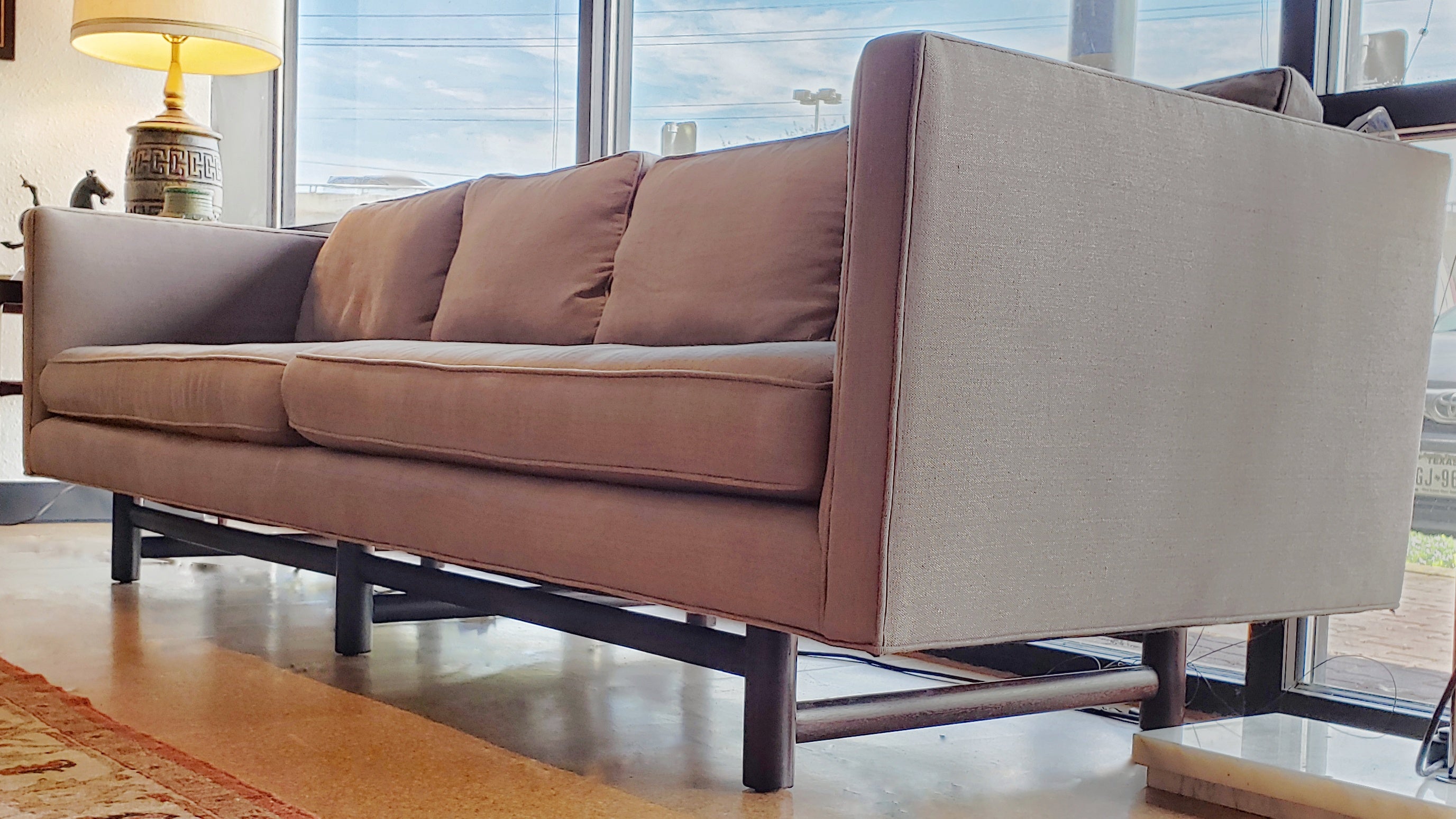 EDWARD WORMLEY SOFA 5138 FOR DUNBAR