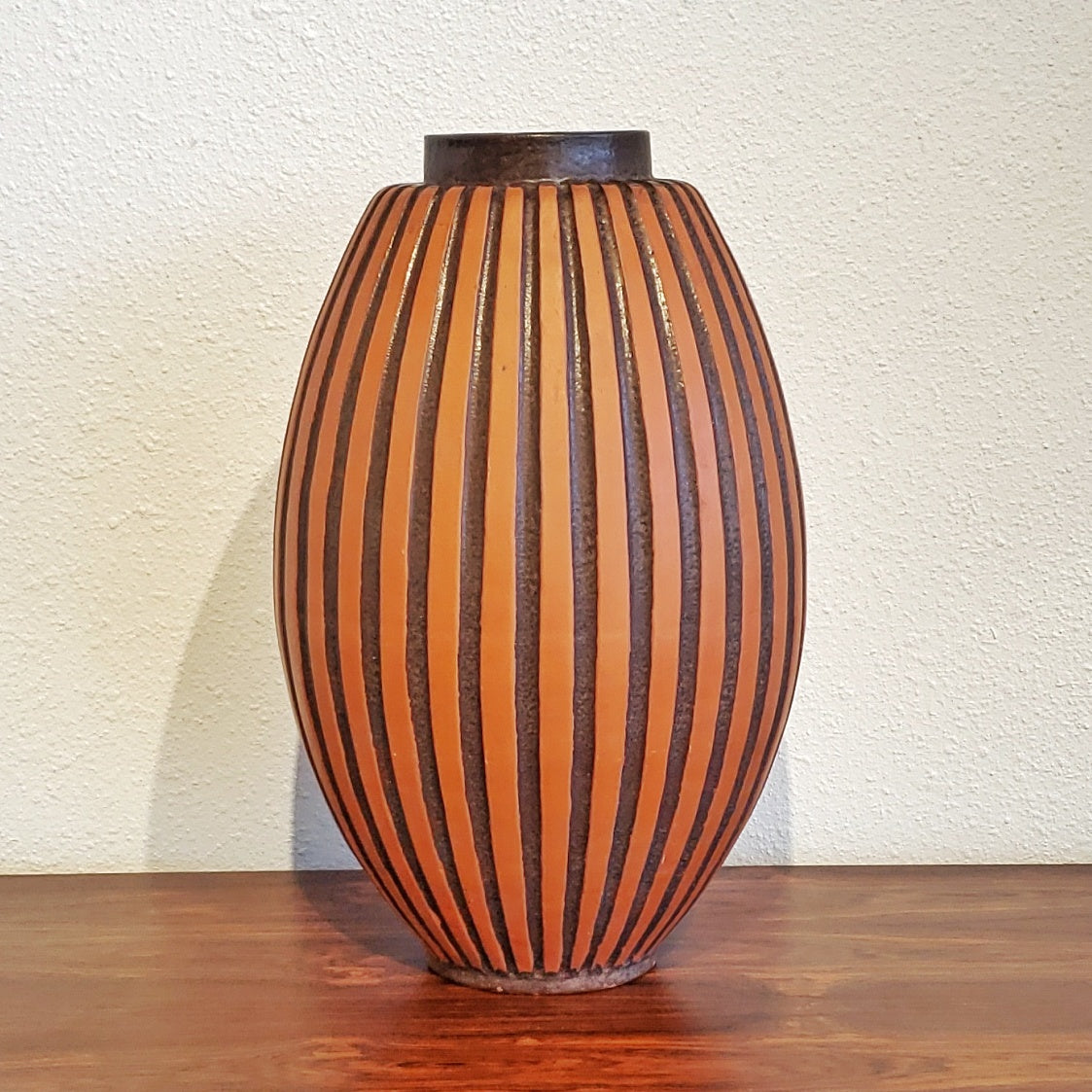 CARSTENS TÖNNIESHOF ‘GHANA’ FLOOR VASE Nr. 71/46 BY HEINZ SIERY (RARE)