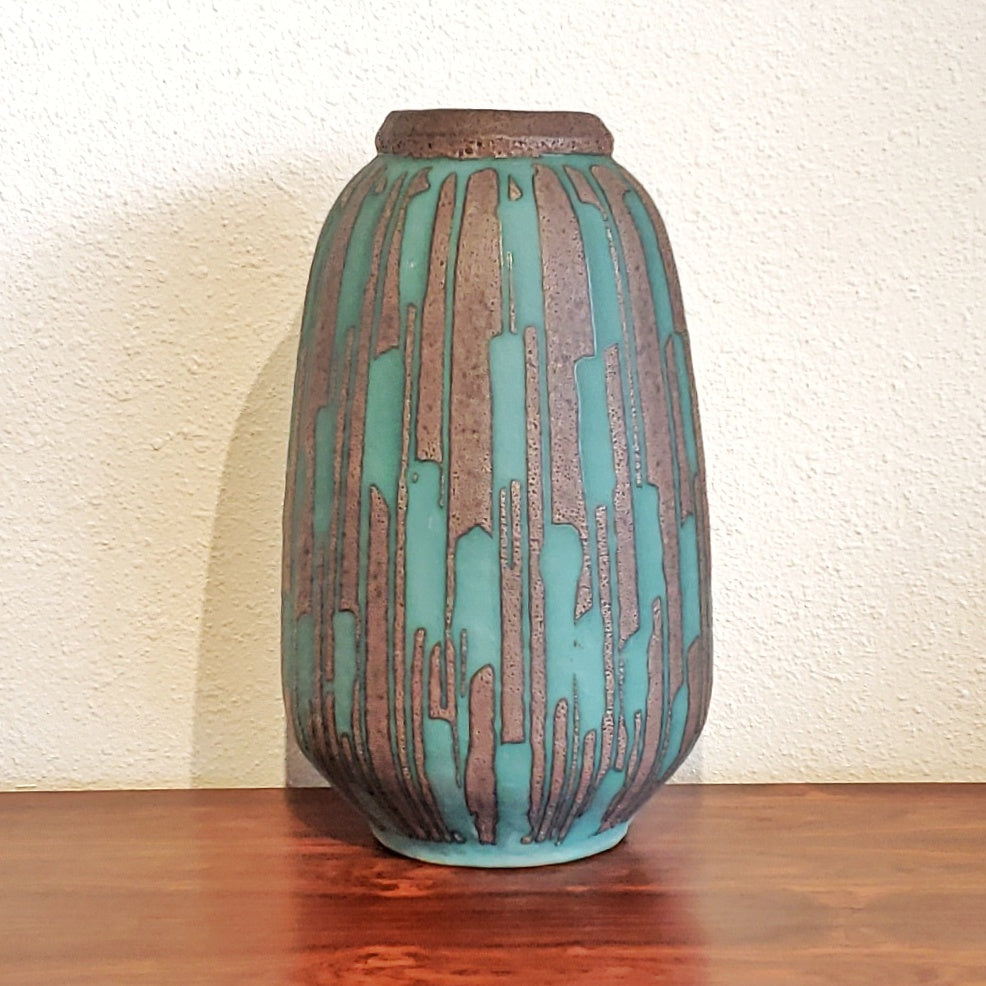 1960s CARSTENS TÖNNIESHOF ‘ATELIER’ SERIES ‘BERLIN’ VASE Nr. 186/44