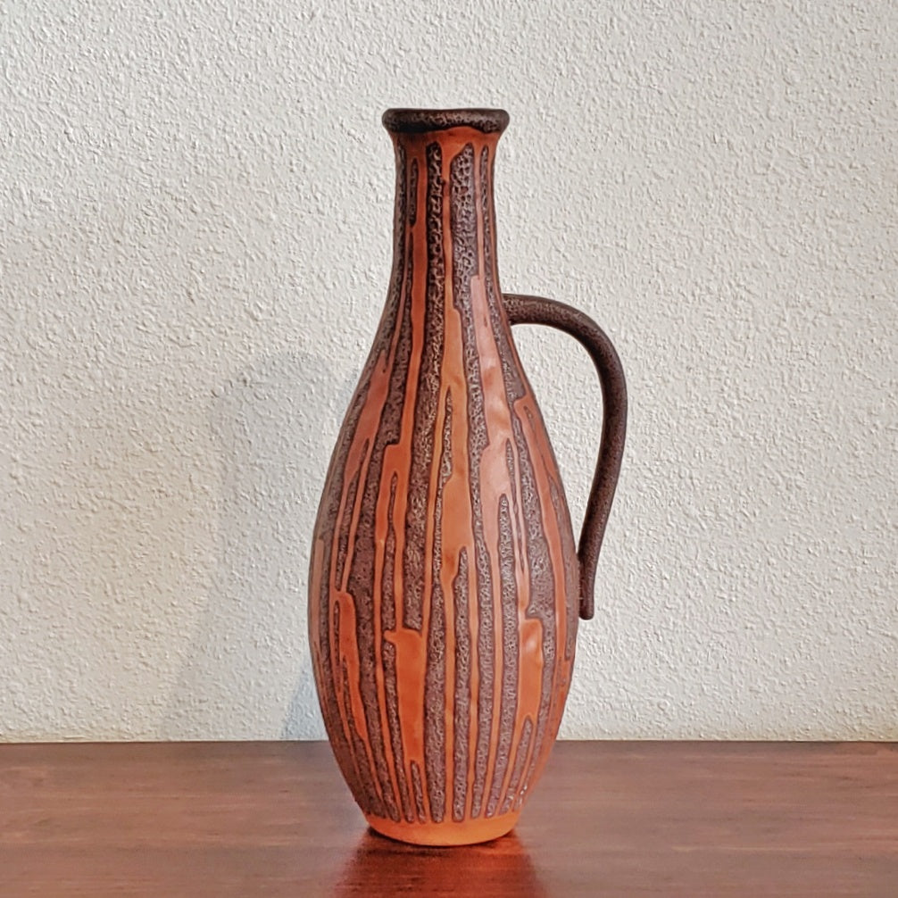 CARSTENS TÖNNIESHOF ‘ATELIER’ SERIES ‘BERLIN’ PITCHER VASE Nr. 202 (41 cm)