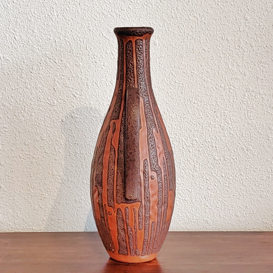 CARSTENS TÖNNIESHOF ‘ATELIER’ SERIES ‘BERLIN’ PITCHER VASE Nr. 202 (41 cm)