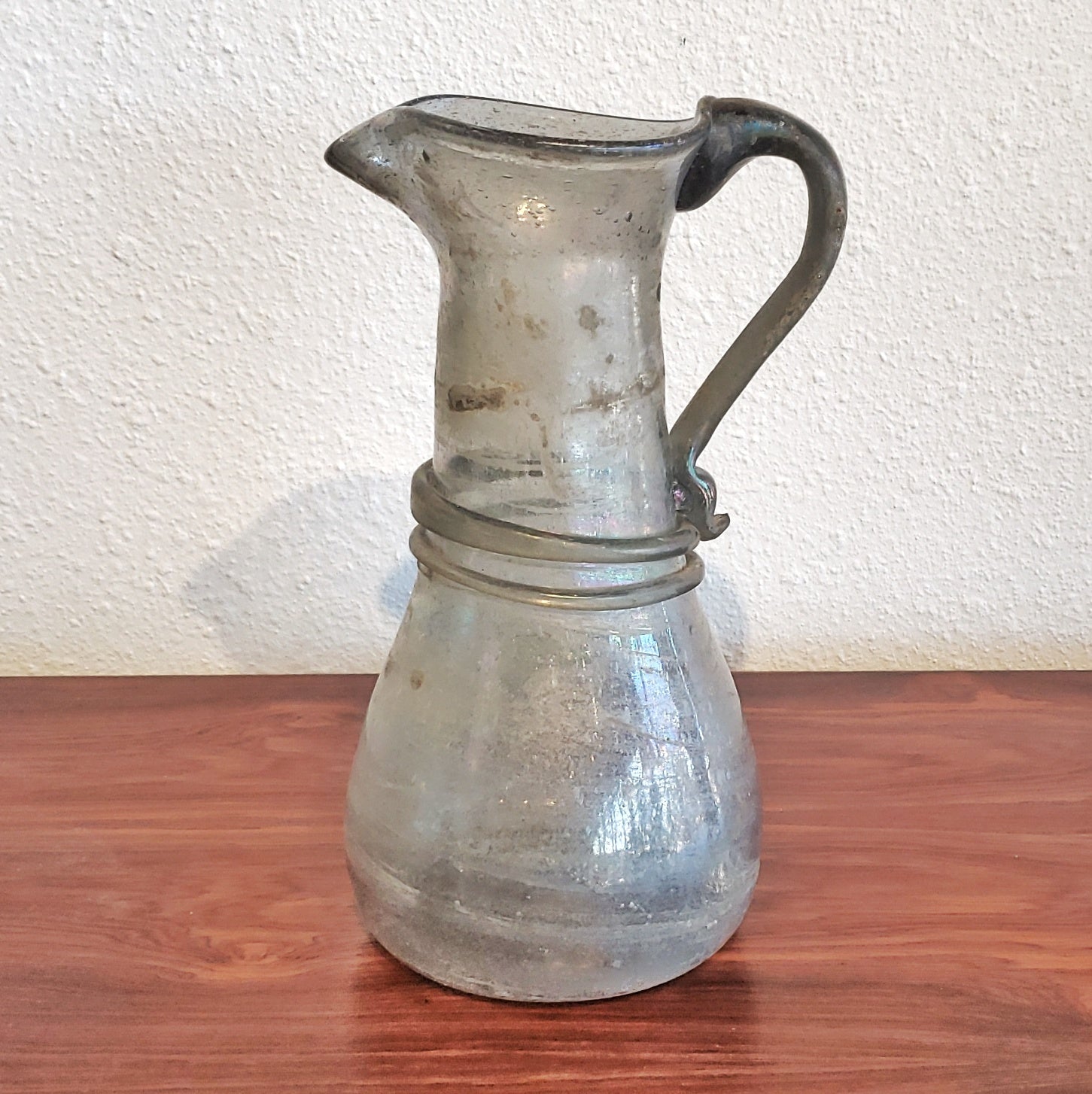 ROMAN STYLE SCAVO PITCHER VASE BY SEGUSO