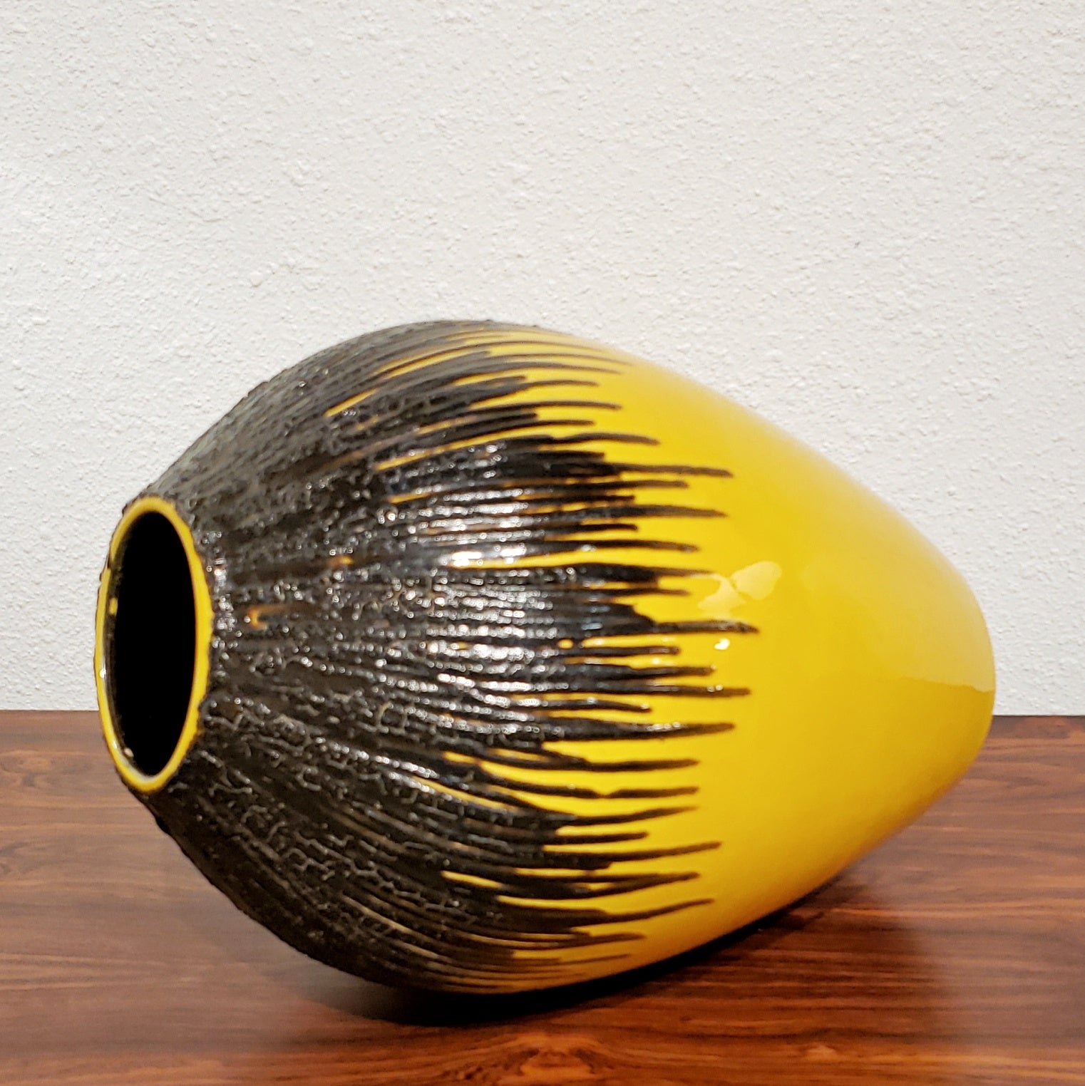 1960s ES KERAMIK FAT LAVA FLOOR VASE 885/40