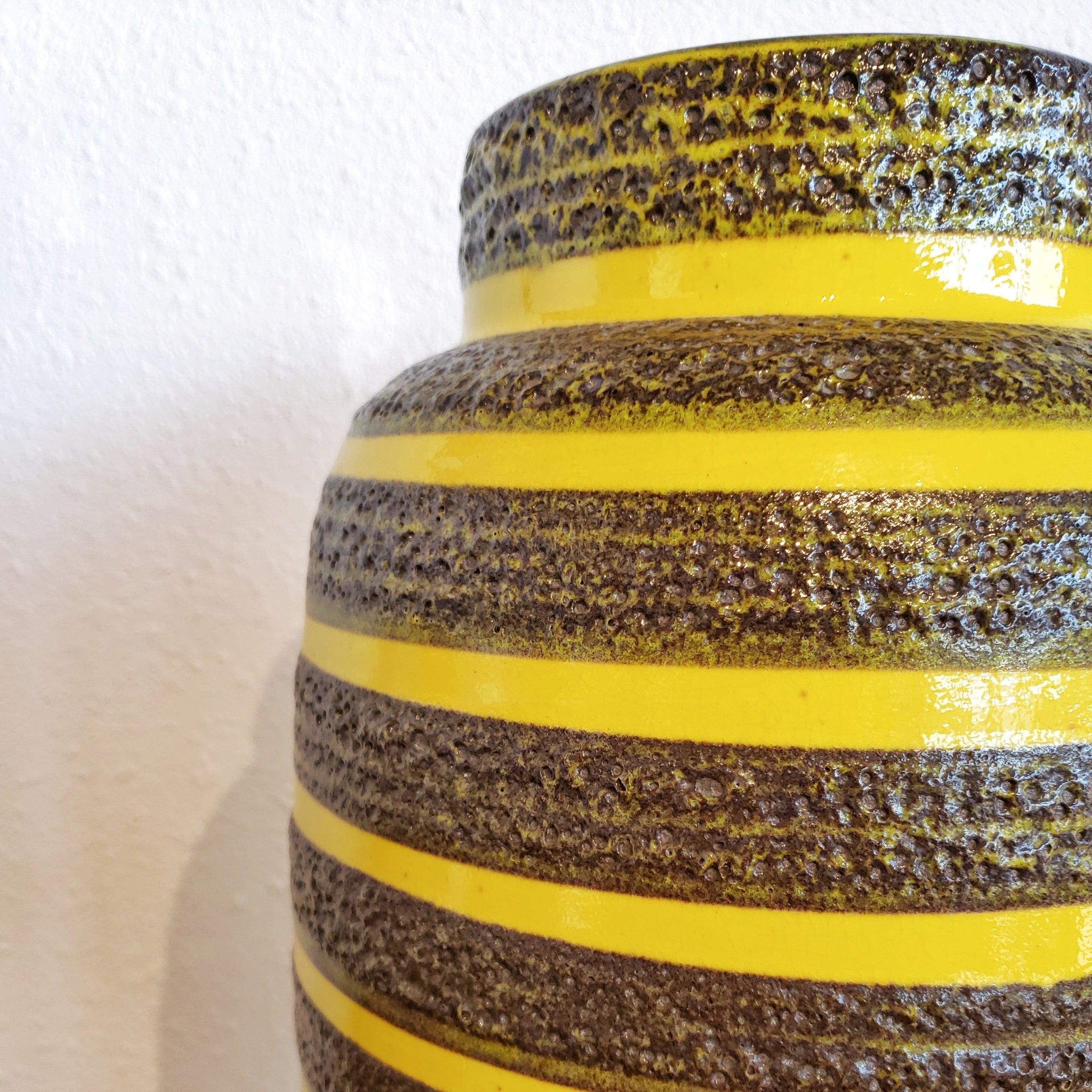 1960s SCHEURICH KERAMIK FLOOR VASE Nr. 553/52