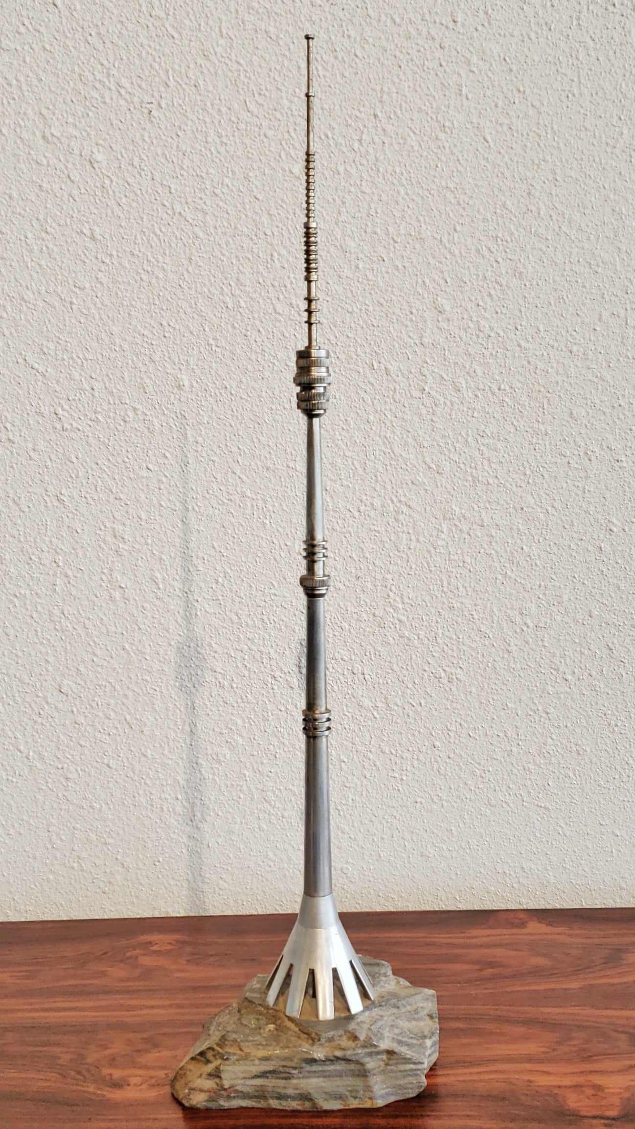 SOVIET ERA OSTANKINO (MOSCOW) TV/RADIO TOWER MODEL (54 cm)