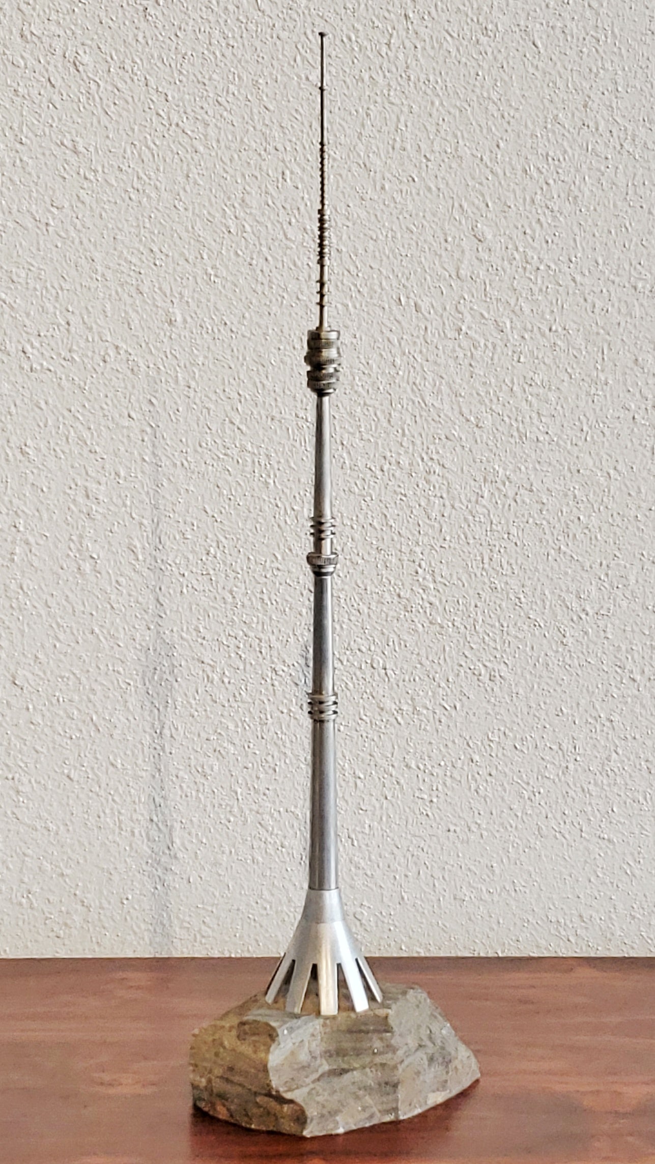 SOVIET ERA OSTANKINO (MOSCOW) TV/RADIO TOWER MODEL (54 cm)
