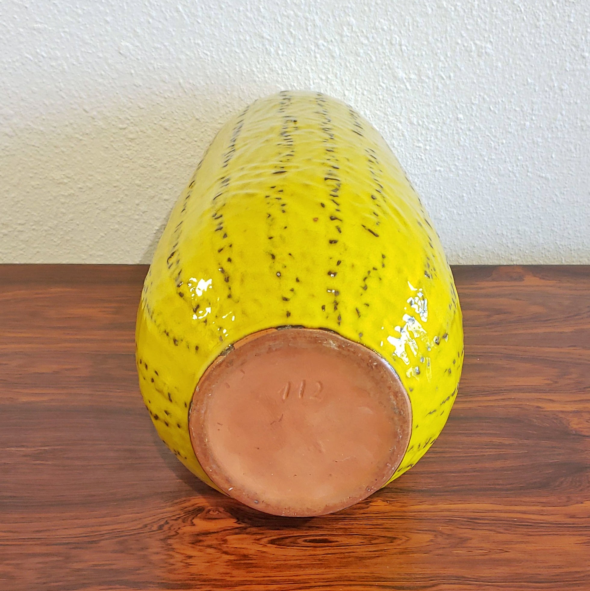 1960s CARSTENS TÖNNIESHOF ‘ATELIER’ SERIES VASE Nr. 112 (46 cm; RARE)