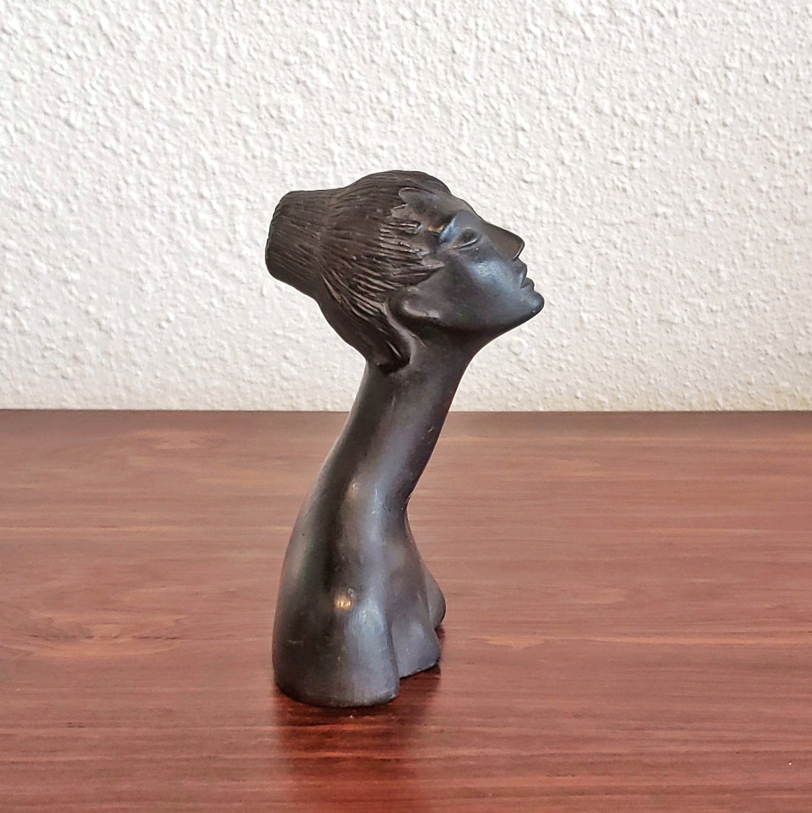 FEMALE BUCCHERO BUST BY CARLO ALBERTO ROSSI (c. 1940s)