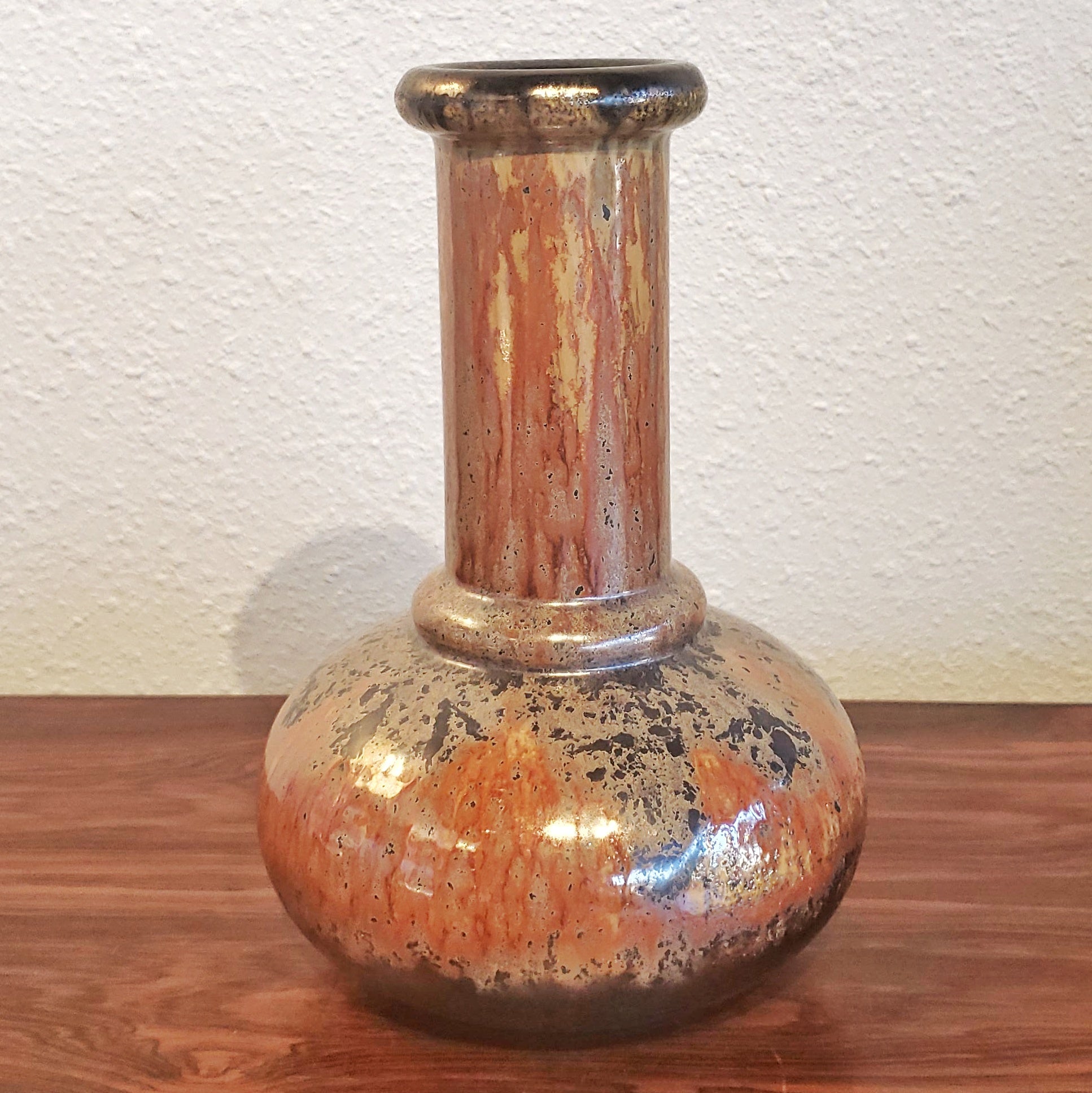 RENÉE NEUE IRIDESCENT LONG NECK VASE FOR HUTSCHENREUTHER