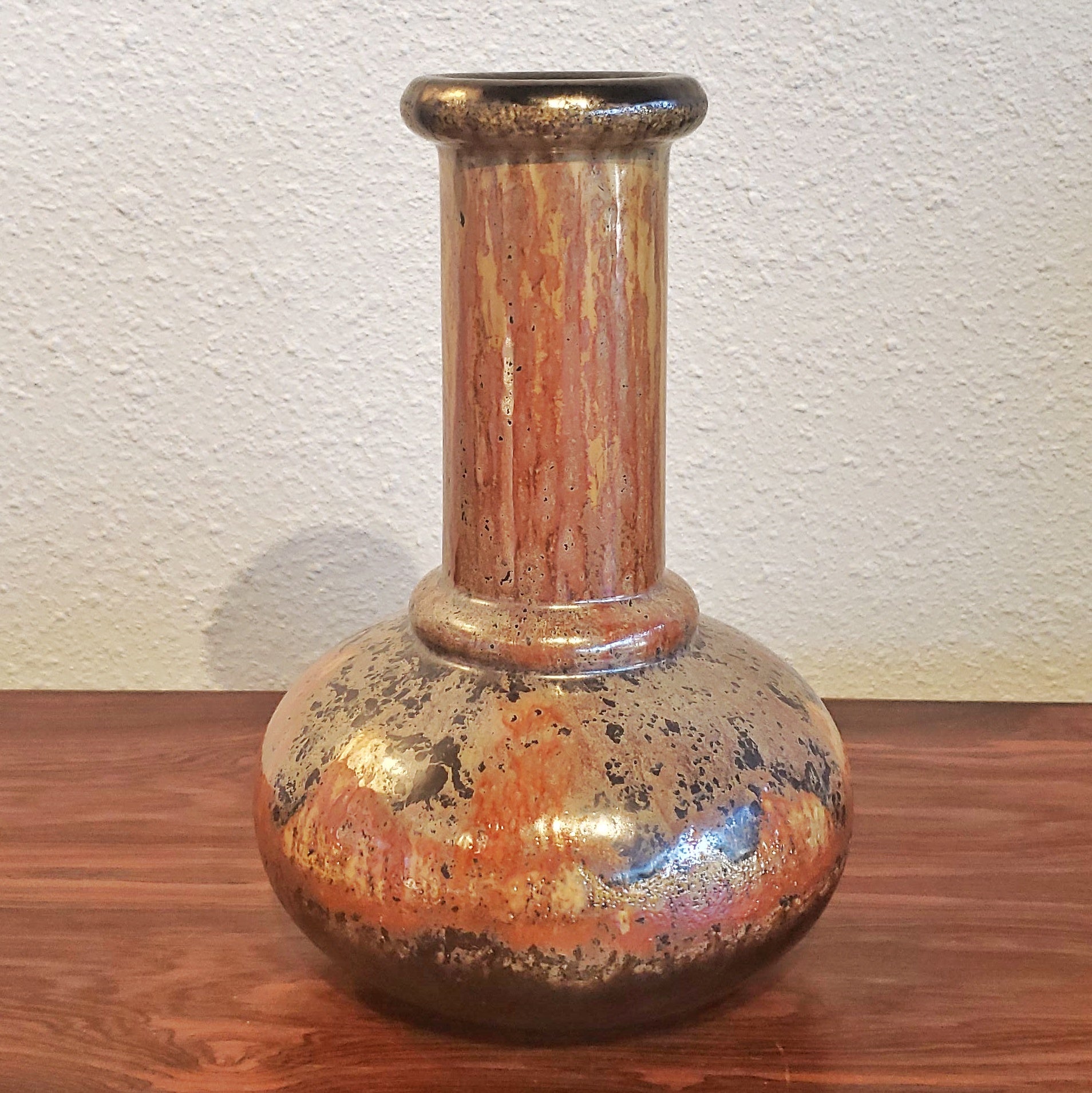 RENÉE NEUE IRIDESCENT LONG NECK VASE FOR HUTSCHENREUTHER
