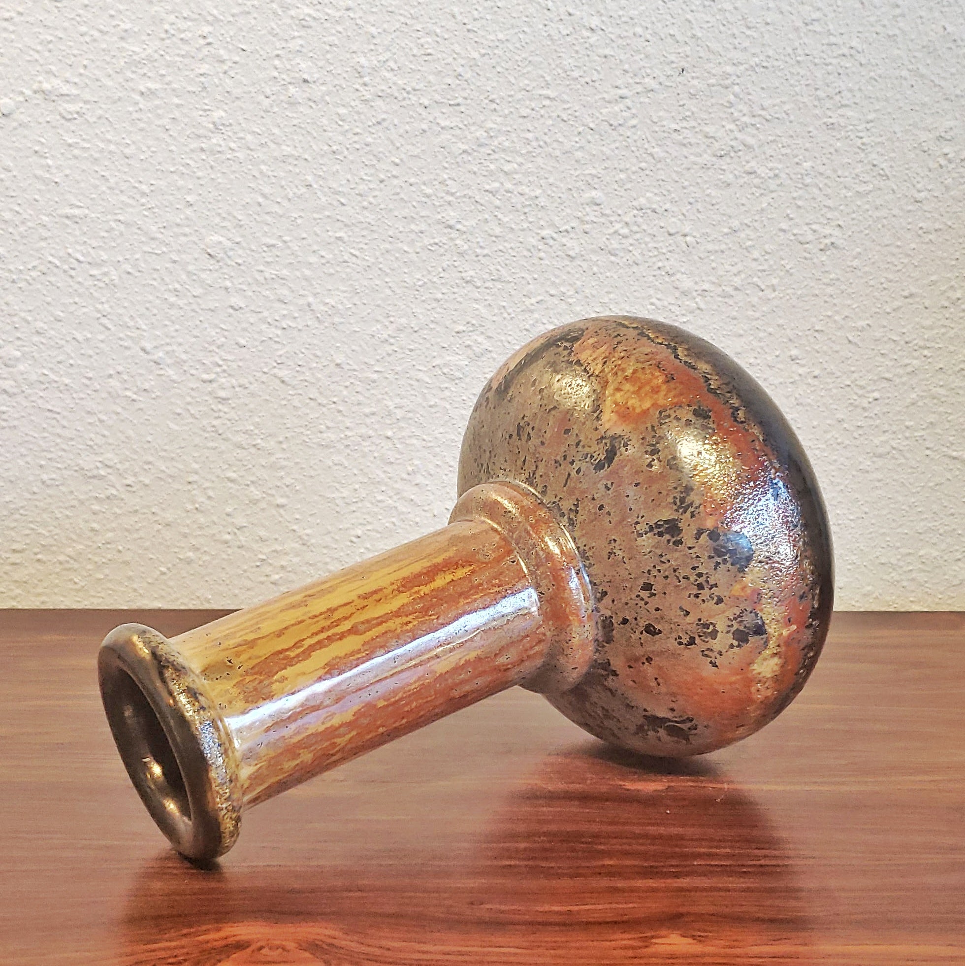 RENÉE NEUE IRIDESCENT LONG NECK VASE FOR HUTSCHENREUTHER