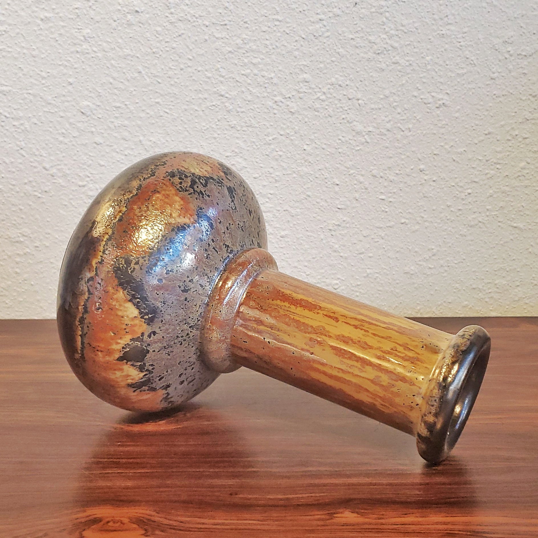 RENÉE NEUE IRIDESCENT LONG NECK VASE FOR HUTSCHENREUTHER