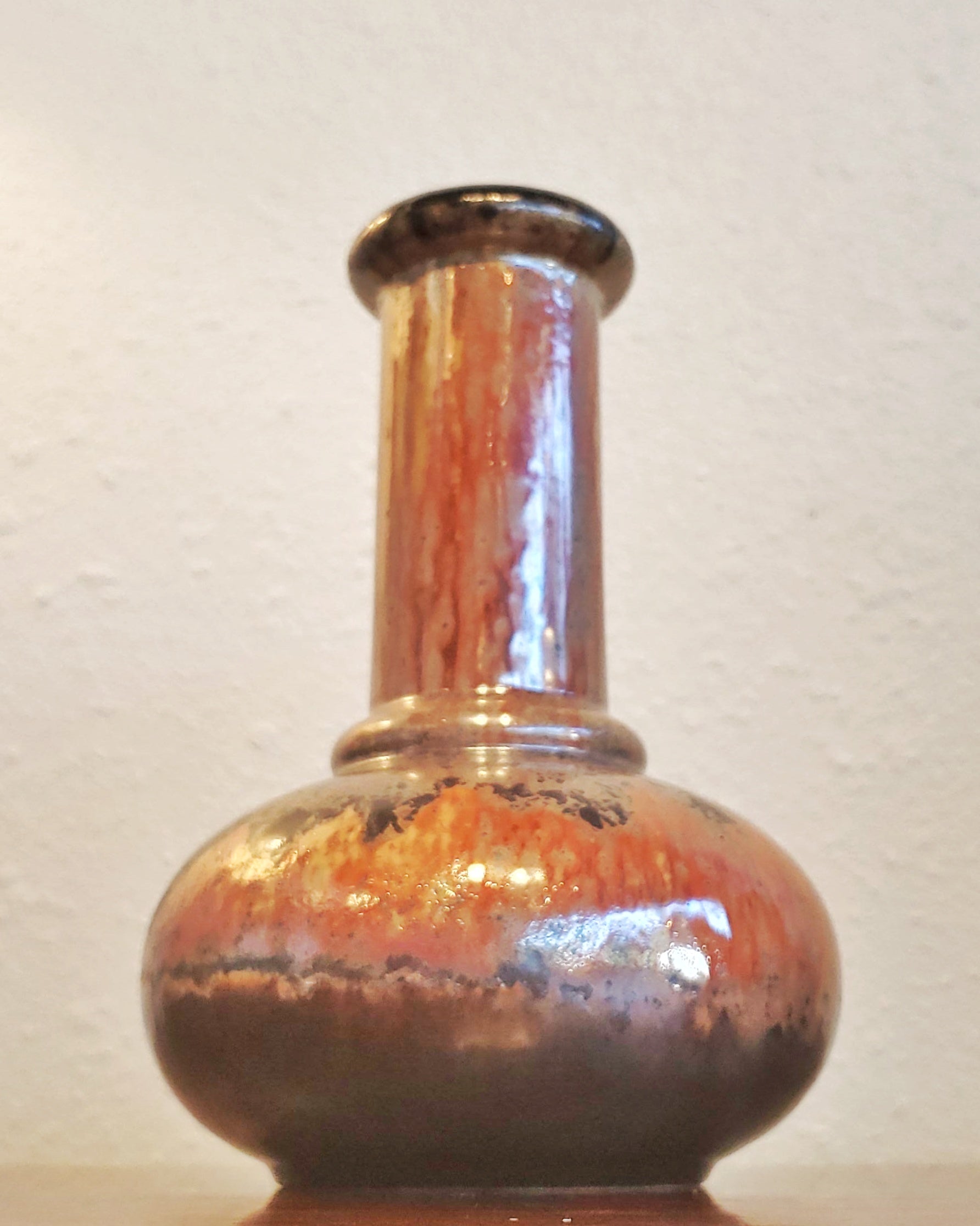RENÉE NEUE IRIDESCENT LONG NECK VASE FOR HUTSCHENREUTHER