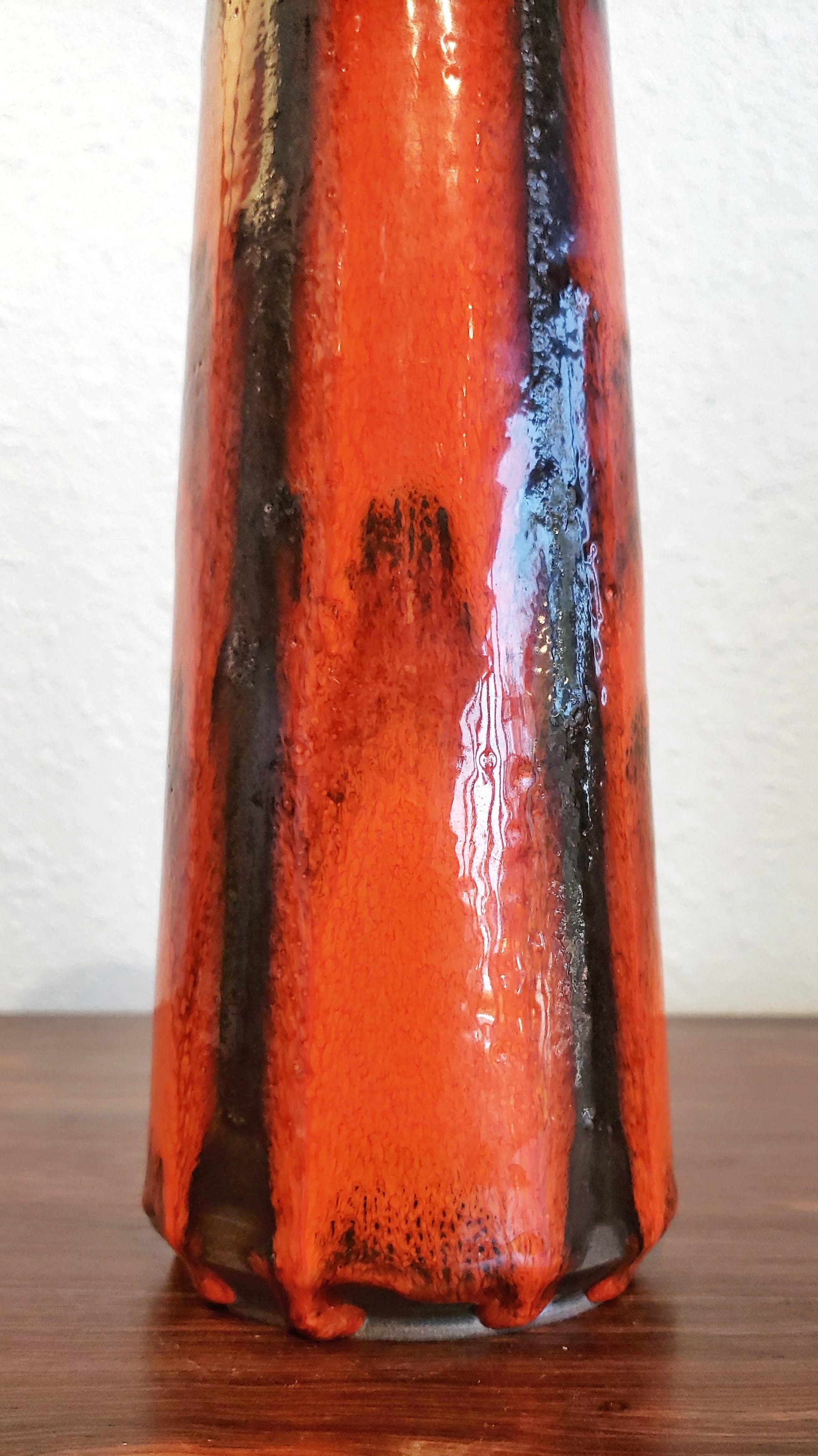 RUSCHA KERAMIK ORANGE AND BLACK ‘COSTA’ DÉCOR VASE Nr. 848/1