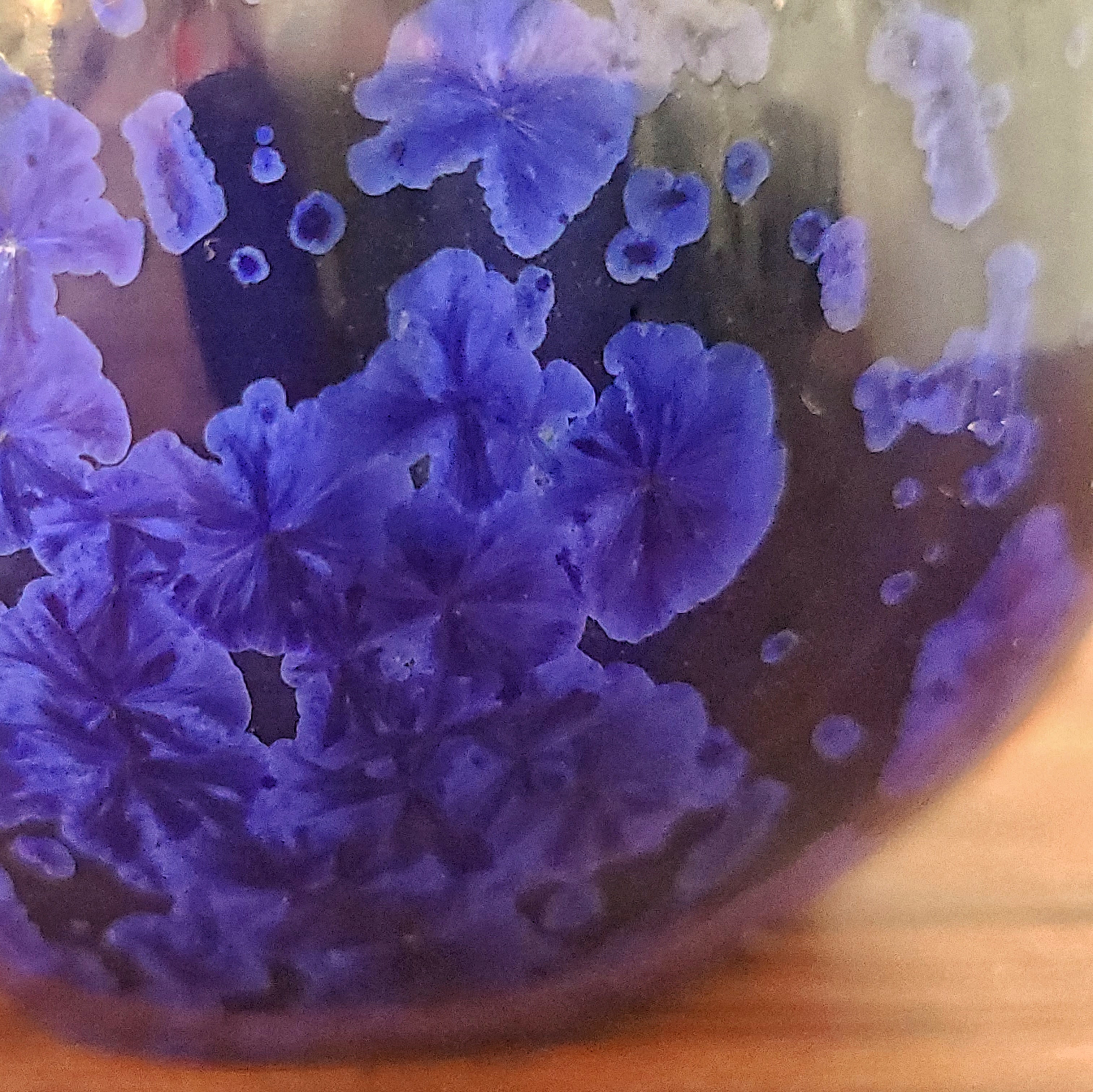 WENDELIN STAHL CRYSTALLINE BUD VASE