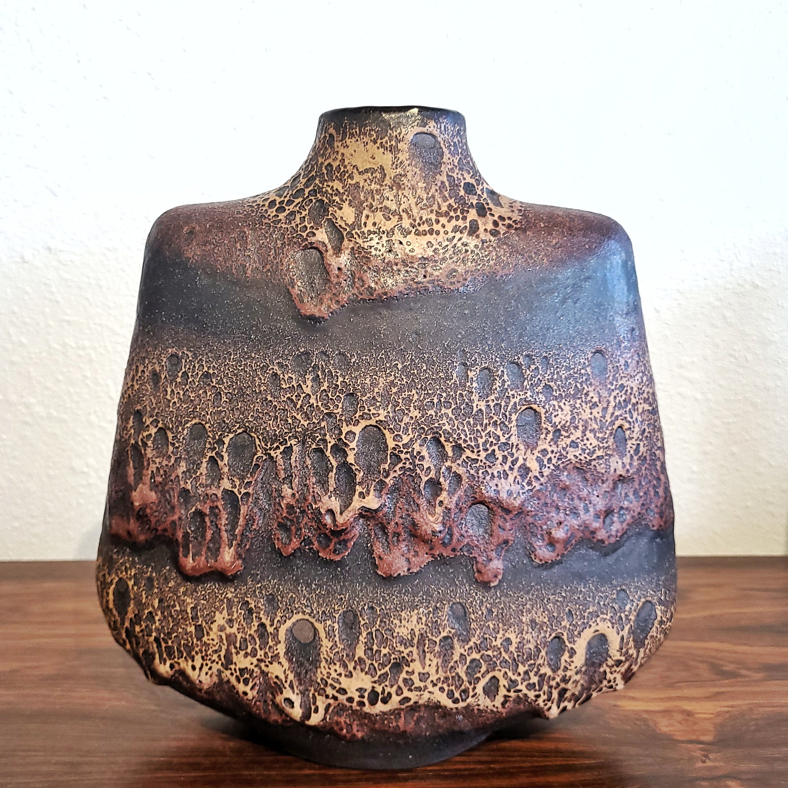 LARGE CARSTENS ‘ATELIER’ SERIES SHOULDER VASE Nr. 0870/30