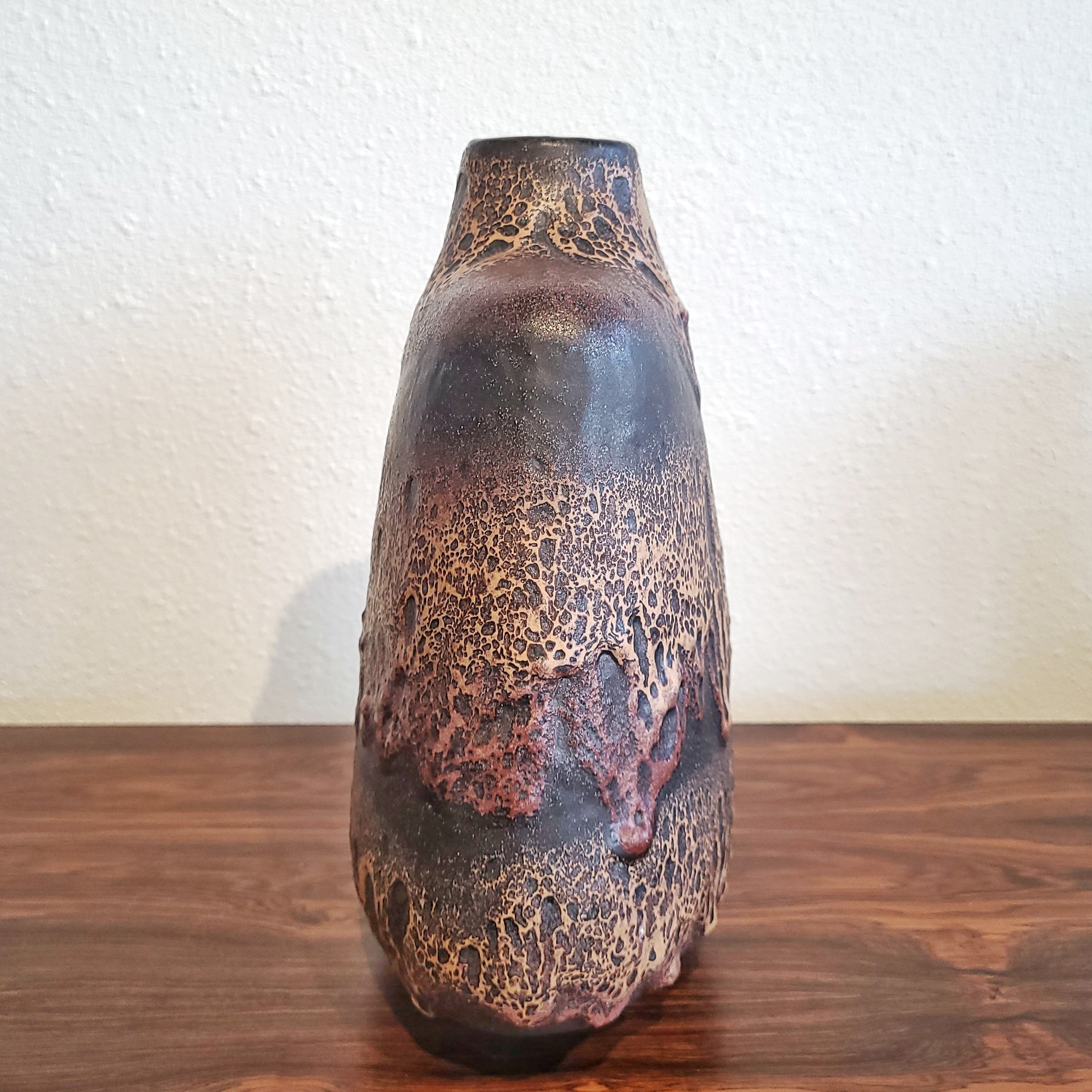 LARGE CARSTENS ‘ATELIER’ SERIES SHOULDER VASE Nr. 0870/30