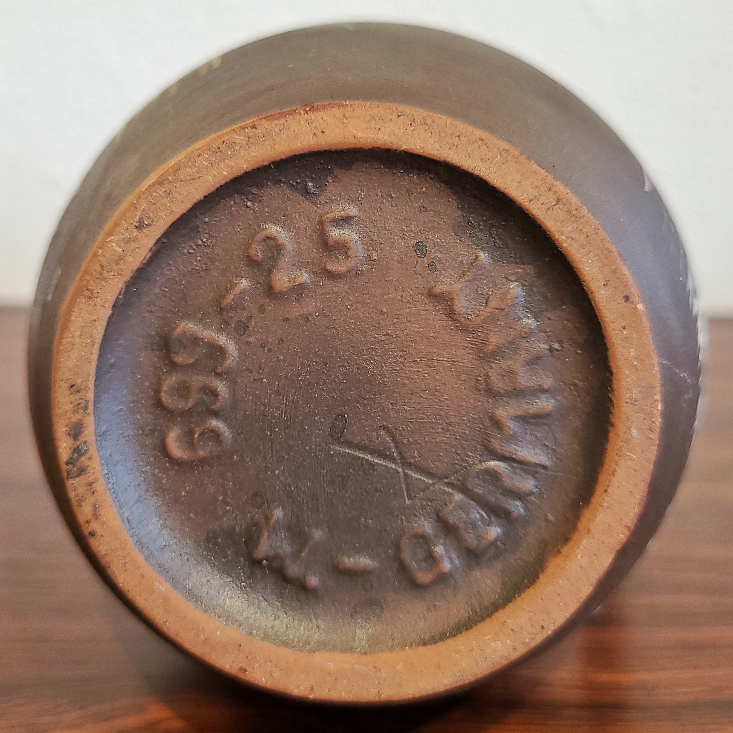 CARSTENS TÖNNIESHOF HANDLE VASE Nr. 699/25