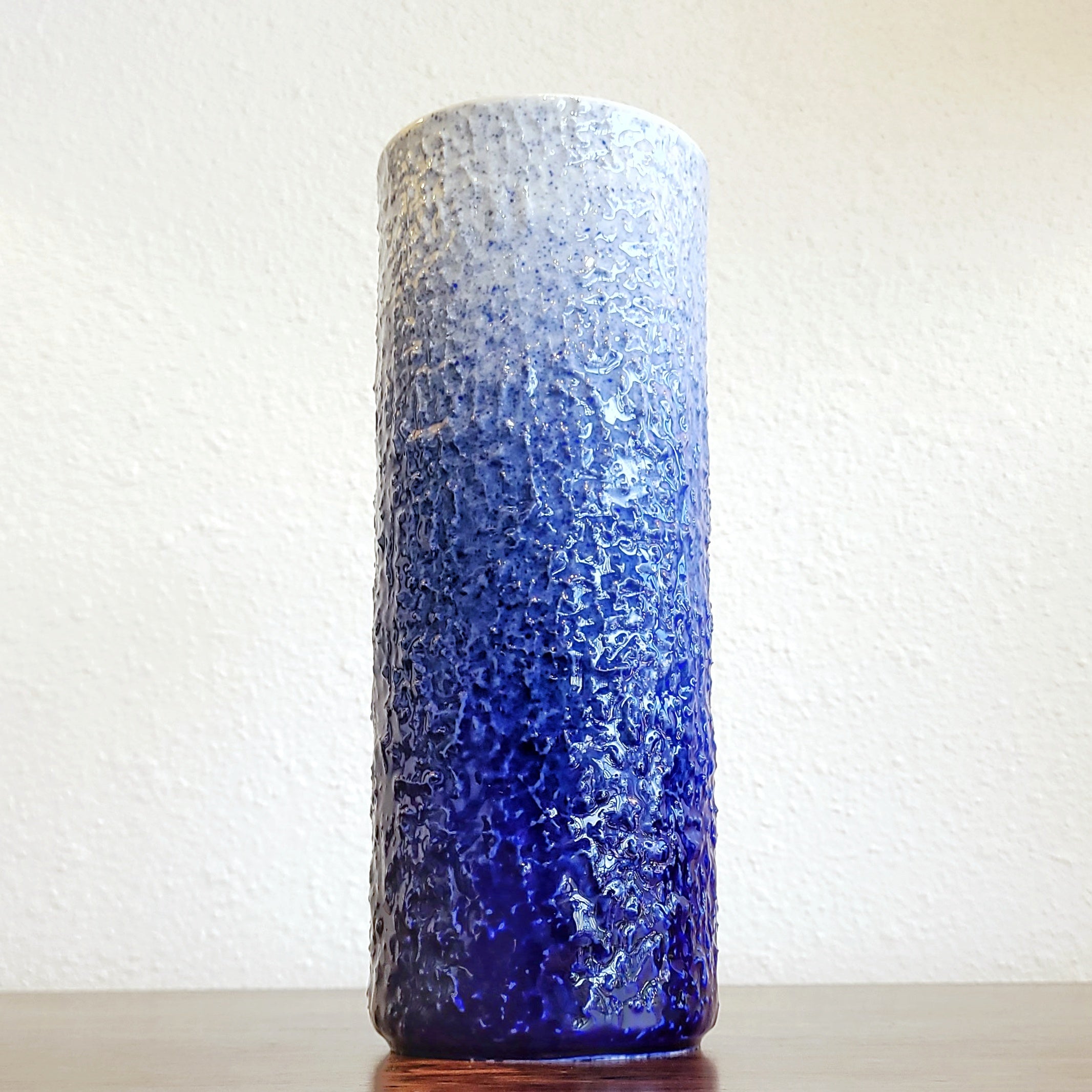 TEXTURED BLUE AND WHITE HUTSCHENREUTHER VASE