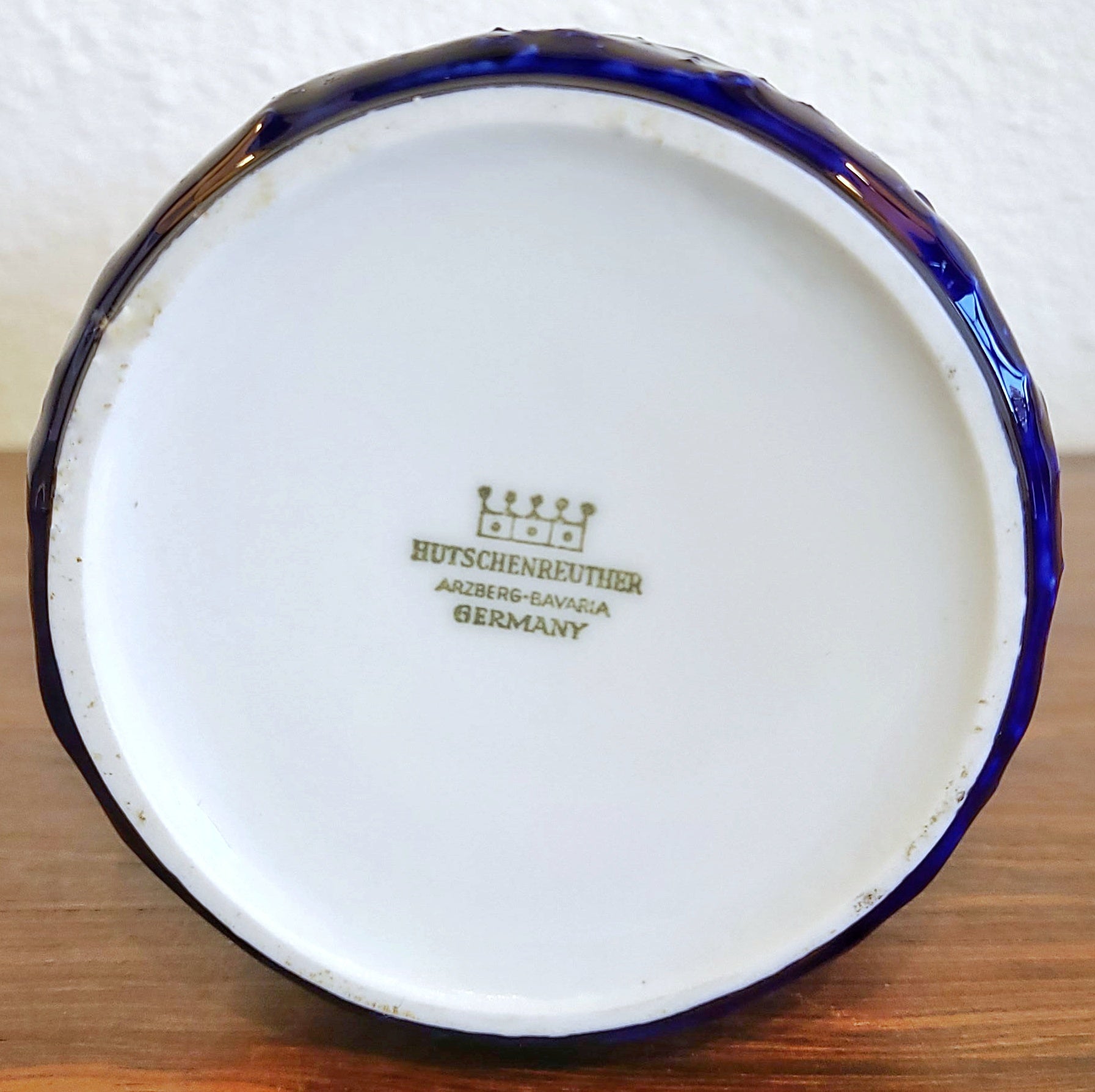 TEXTURED BLUE AND WHITE HUTSCHENREUTHER VASE