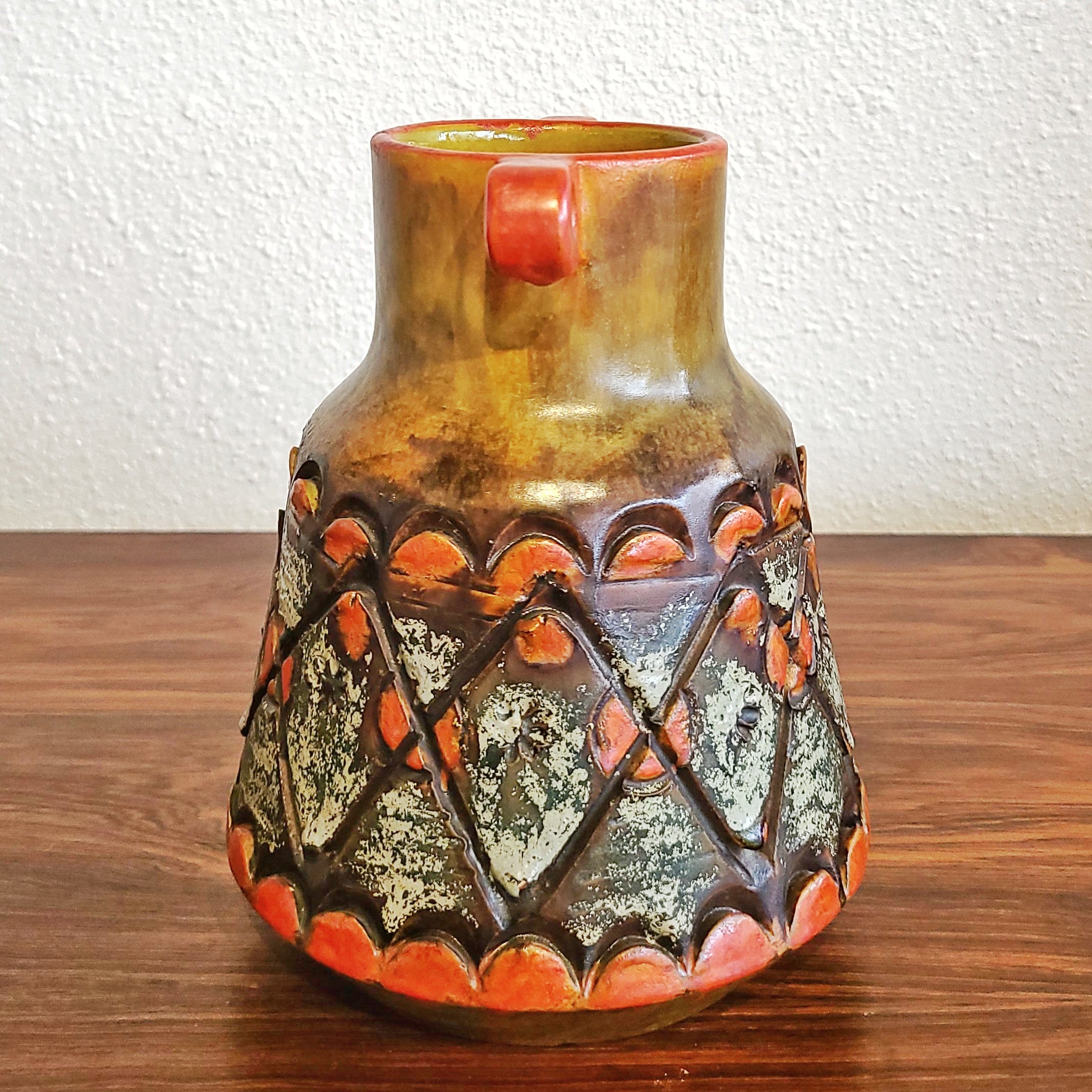 UNUSUAL ALVINO BAGNI ‘AUTUMN SUNSET’ VASE (ITALY)