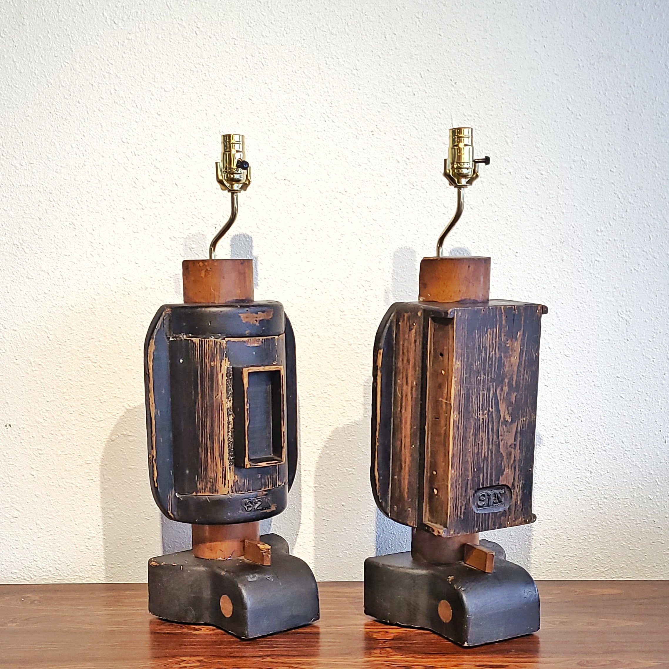 PAIR OF INDUSTRIAL FOUNDRY-MOLD TABLE LAMPS