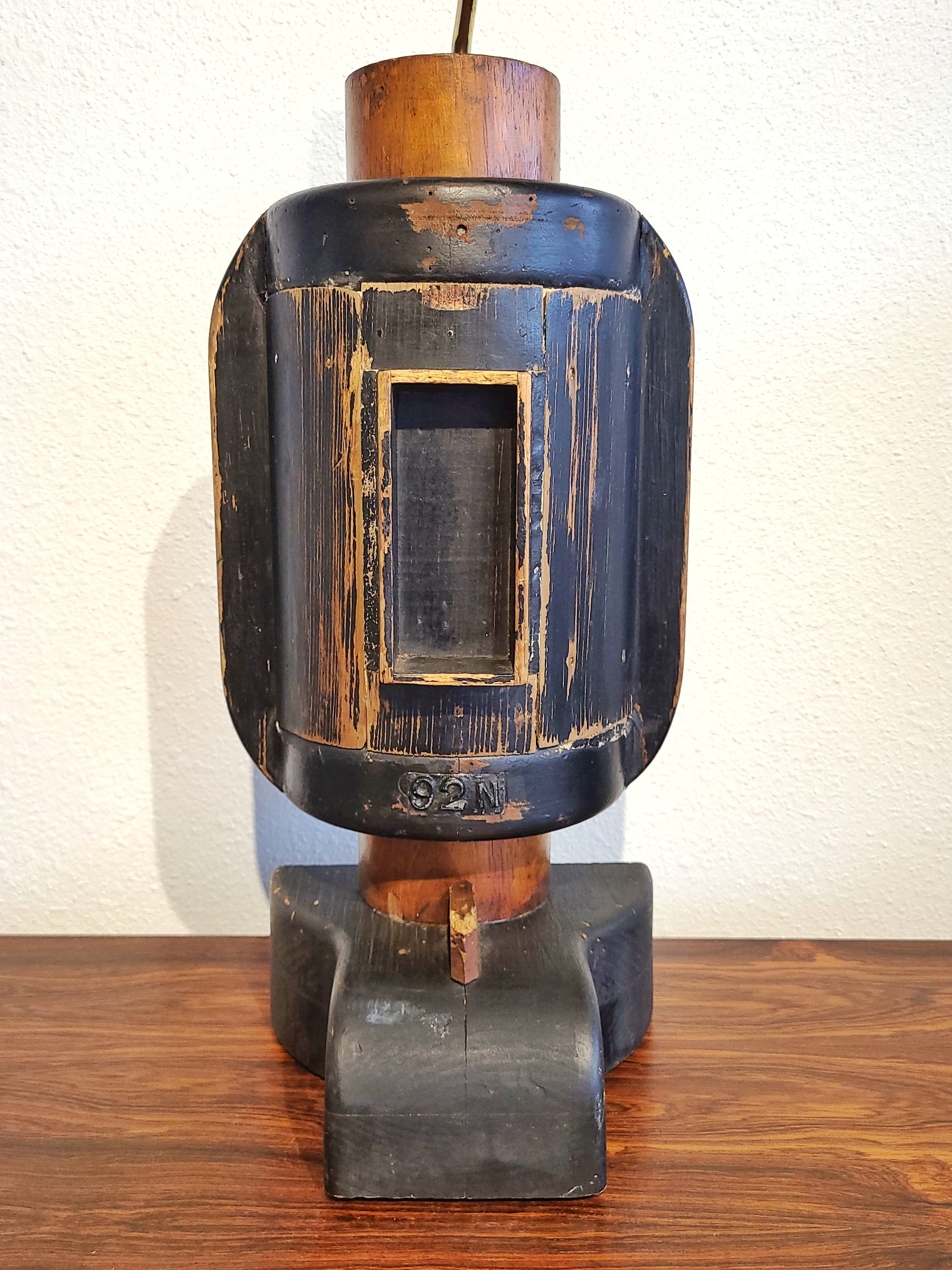 PAIR OF INDUSTRIAL FOUNDRY-MOLD TABLE LAMPS