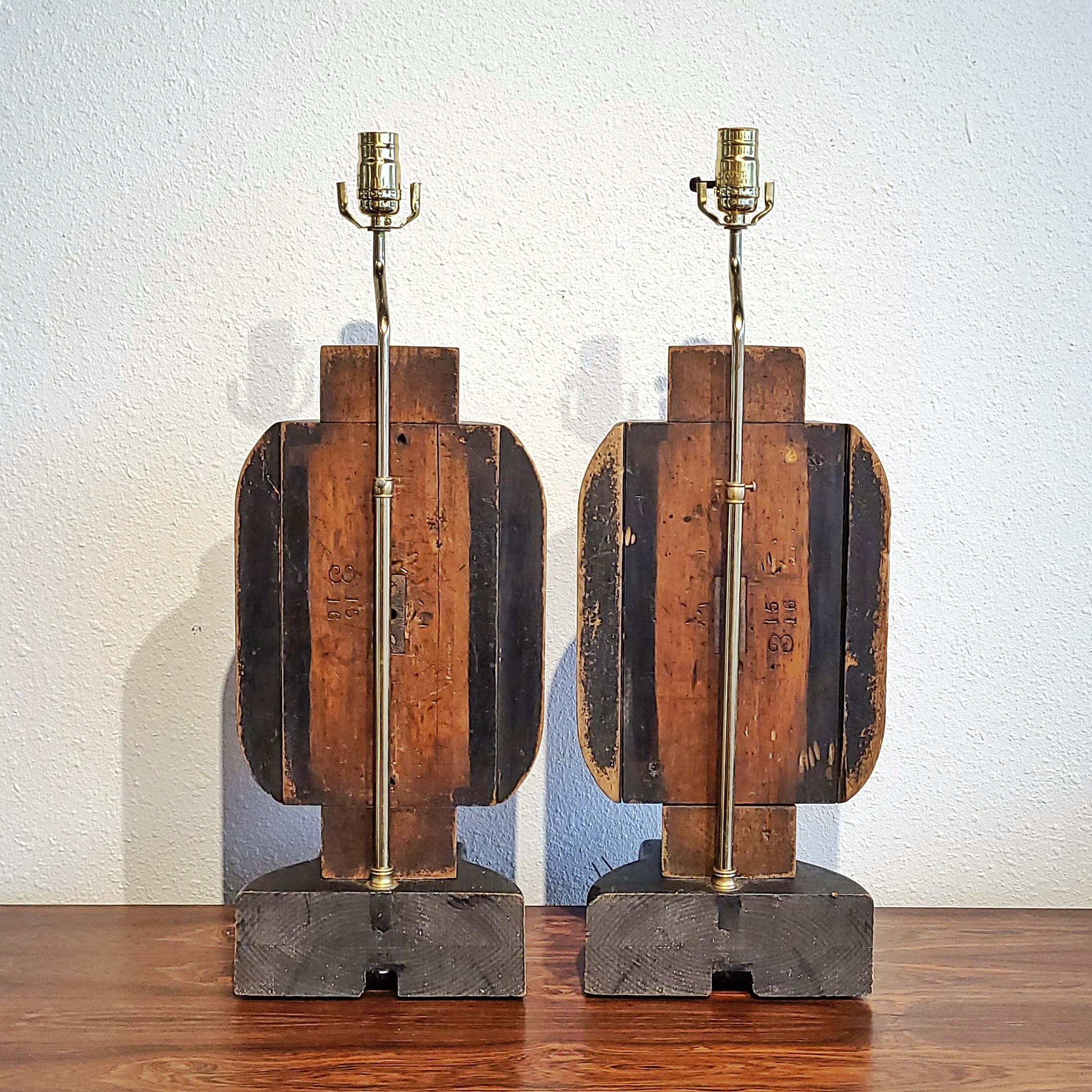 PAIR OF INDUSTRIAL FOUNDRY-MOLD TABLE LAMPS