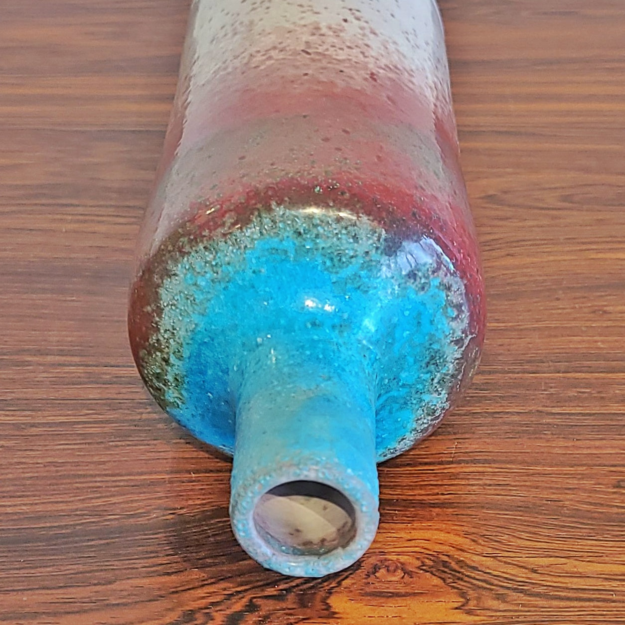 BOTTLE-SHAPED STUDIO VASE BY MARGARETE SCHOTT