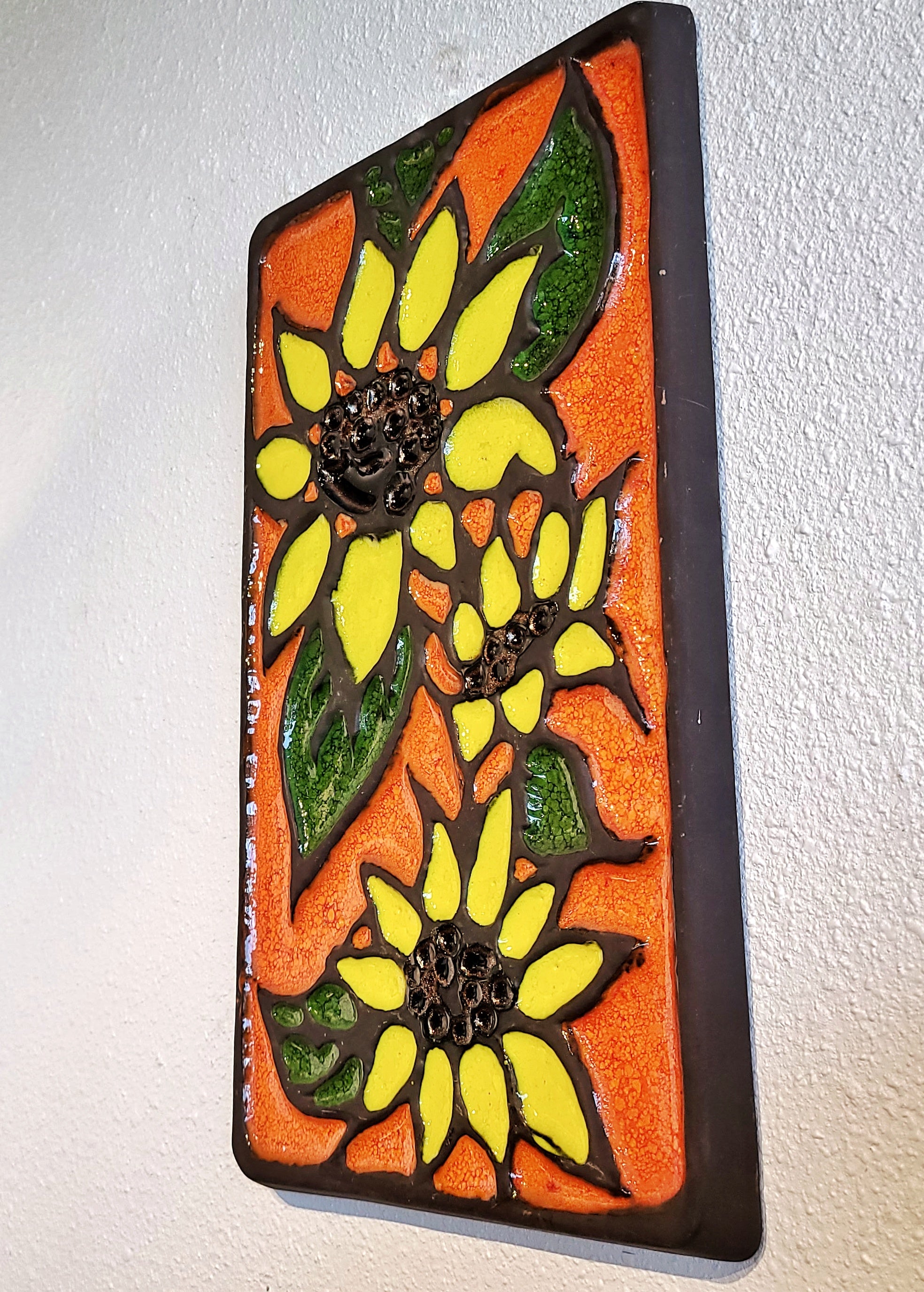 CARSTENS TÖNNIESHOF LUXUS SERIES “FLOWER POWER” WALL TILE