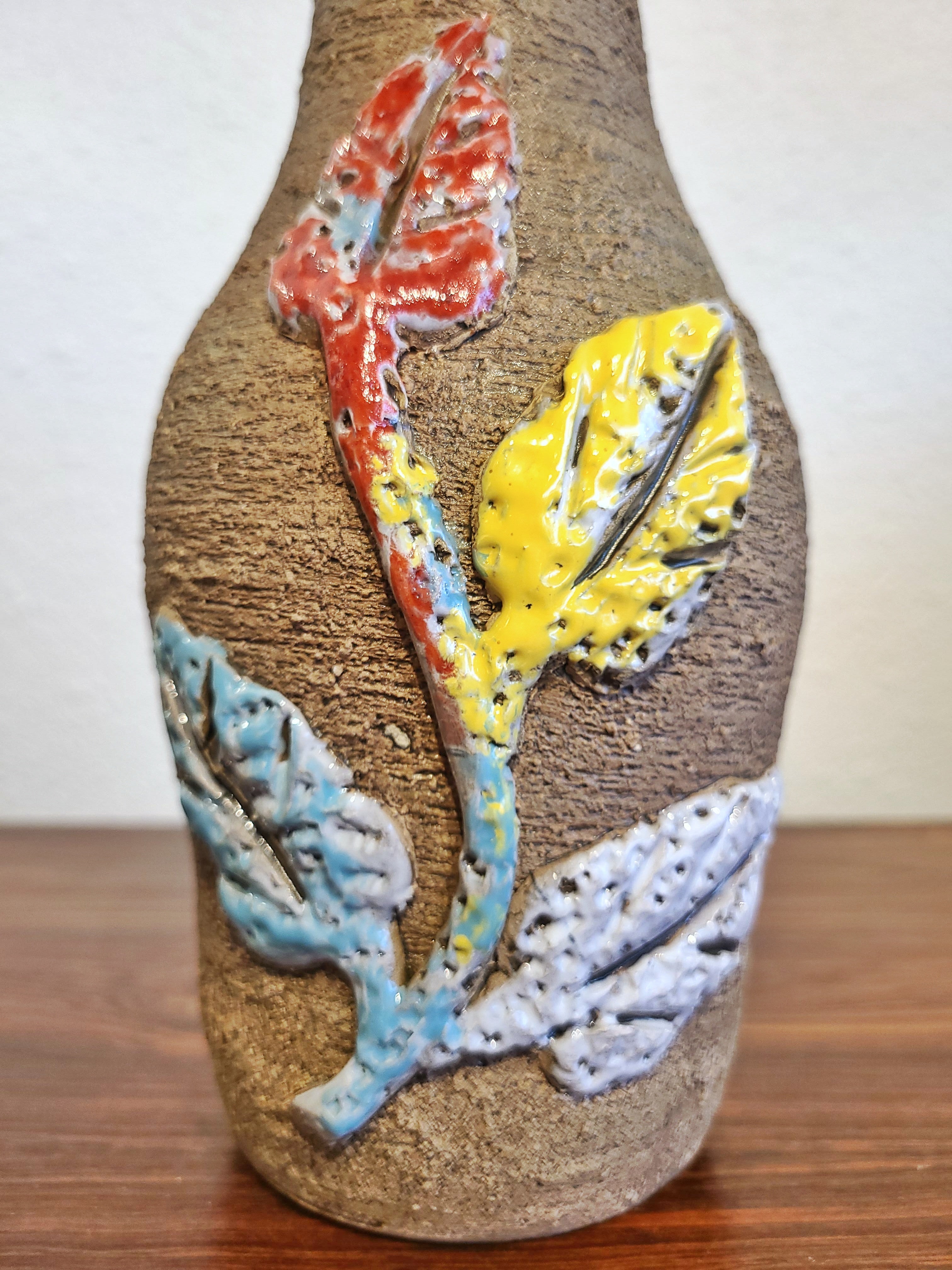 FRATELLI FANCIULLACCI ‘VINE & LEAF’ RELIEF DÉCOR VASE