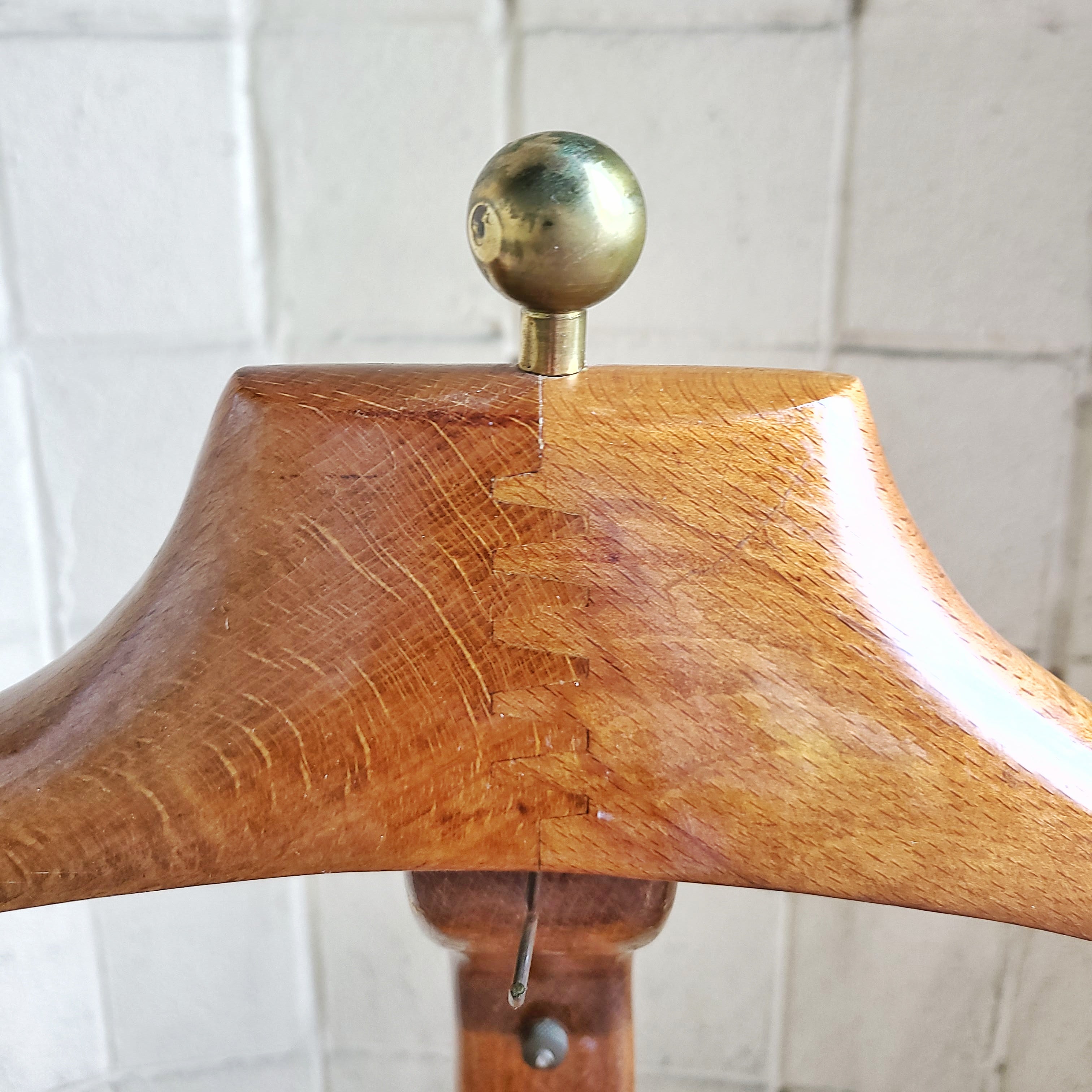 GENTLEMAN’S VALET BY ICO PARISI  FOR FRATELLI REGUITTI