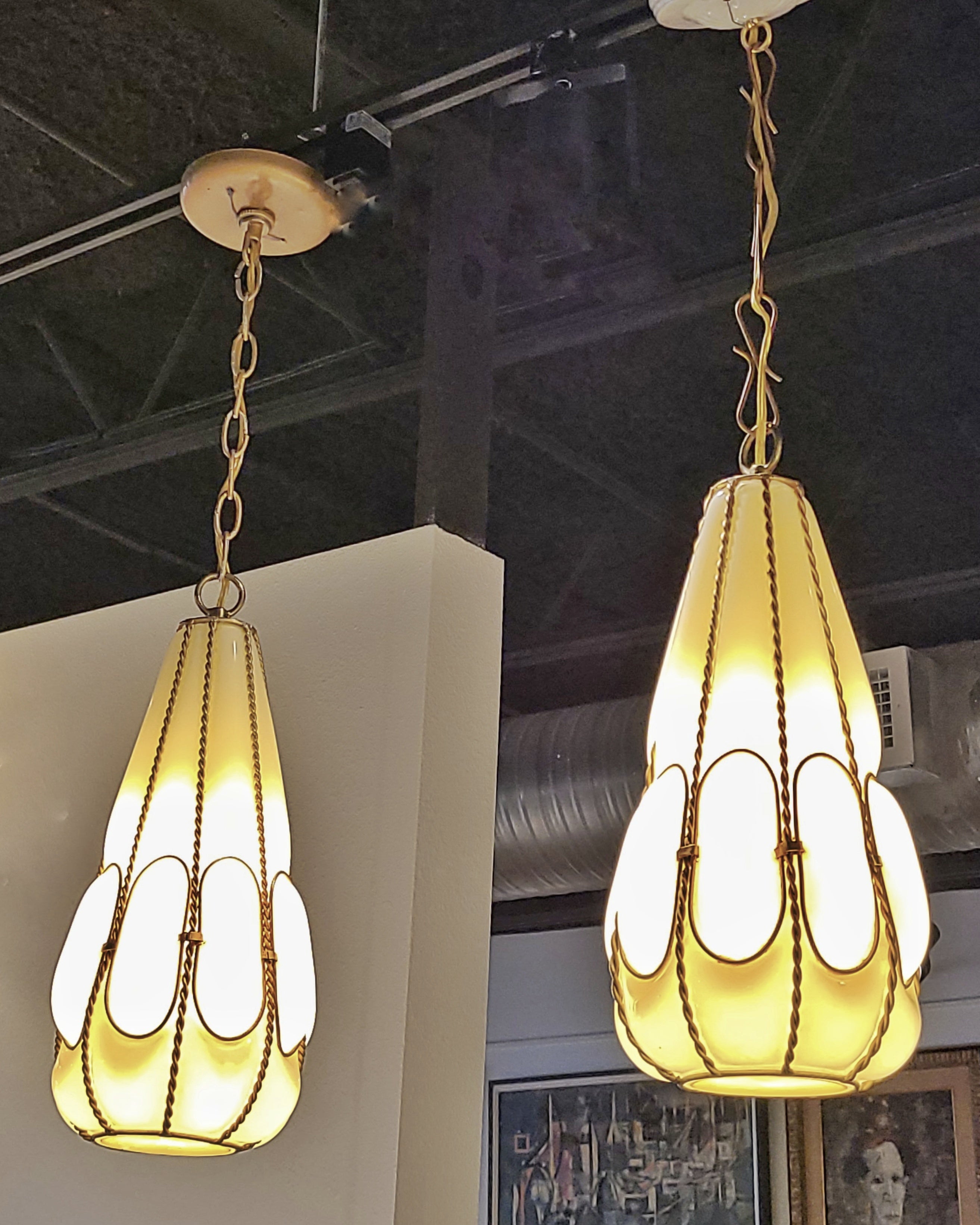 ARCHIMEDE SEGUSO (ATTRIB.) CAGED MURANO GLASS LIGHT FIXTURES (PAIR)