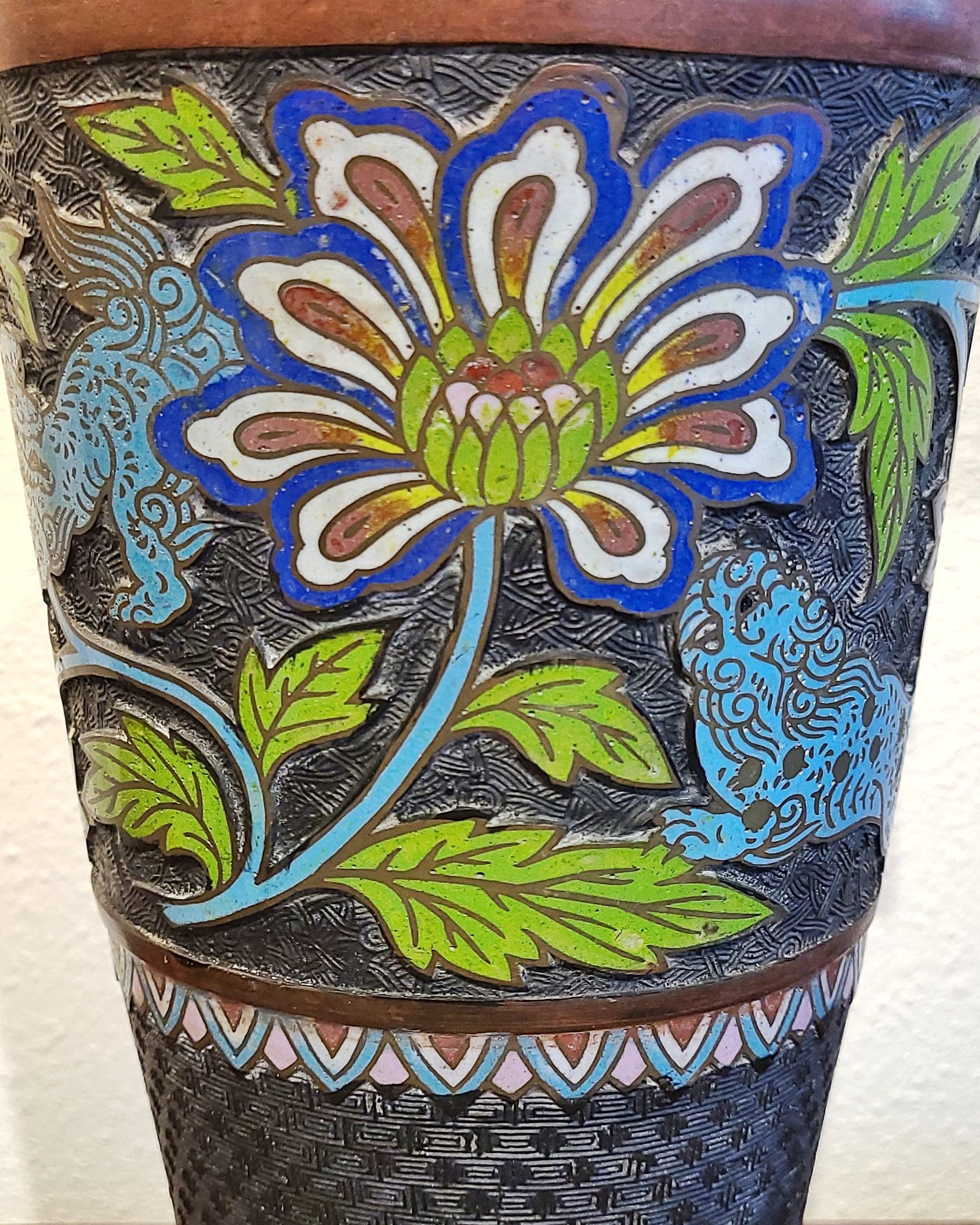 CHINOISERIE CLOISONNE TABLE LAMPS (PAIR)