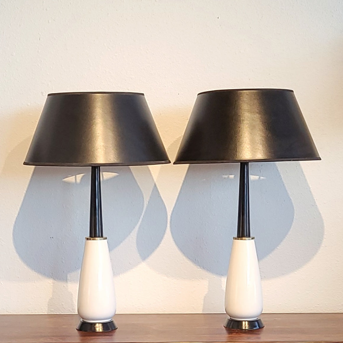 ’50s ÜBELACKER KERAMIK BLACK AND WHITE TABLE LAMPS 2016/25