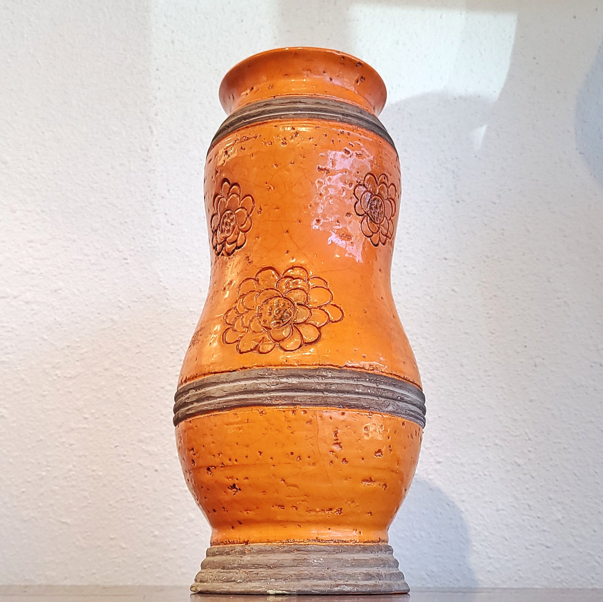 SHAPELY ORANGE BITOSSI VASE DESIGNED BY ALDO LONDI FOR RAYMOR